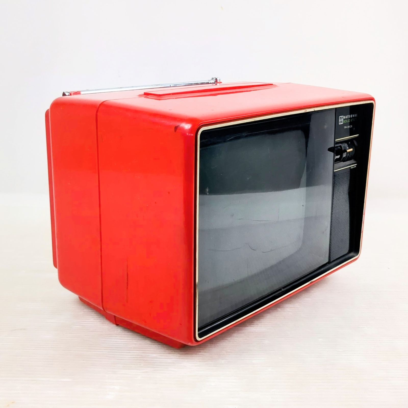 【ジャンク品】ナショナル カラーテレビ TH13-R33 昭和レトロ ブラウン管 ジャンク品】ナショナル カラーテレビ TH13-R33 昭和レトロ