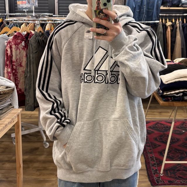 【adidas/アディダス】パーカー