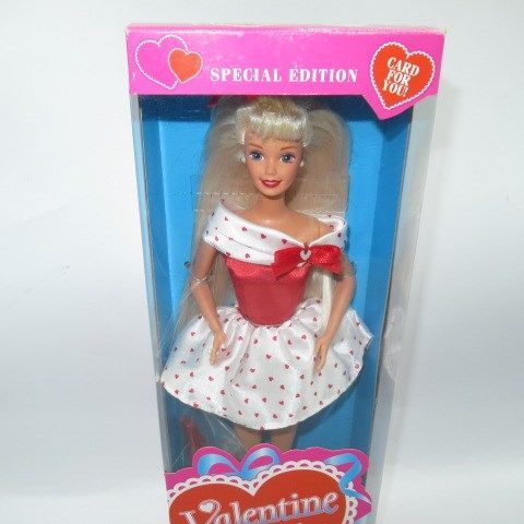 1995年　Barbie Valentine（バービー人形　バレンタイン)　 90's☆1995年☆Barbie☆Valentine☆バレンタインバービー☆フィギュア