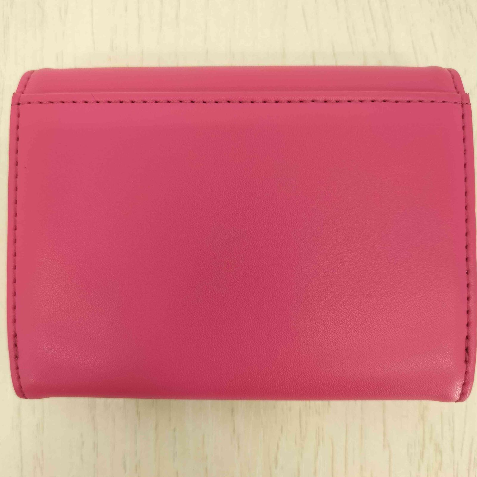 マリークワント ラウンドフラップデイジー カードケース (MARY QUANT) マリークワント MARY QUANT ラウンドフラップデイジーカード