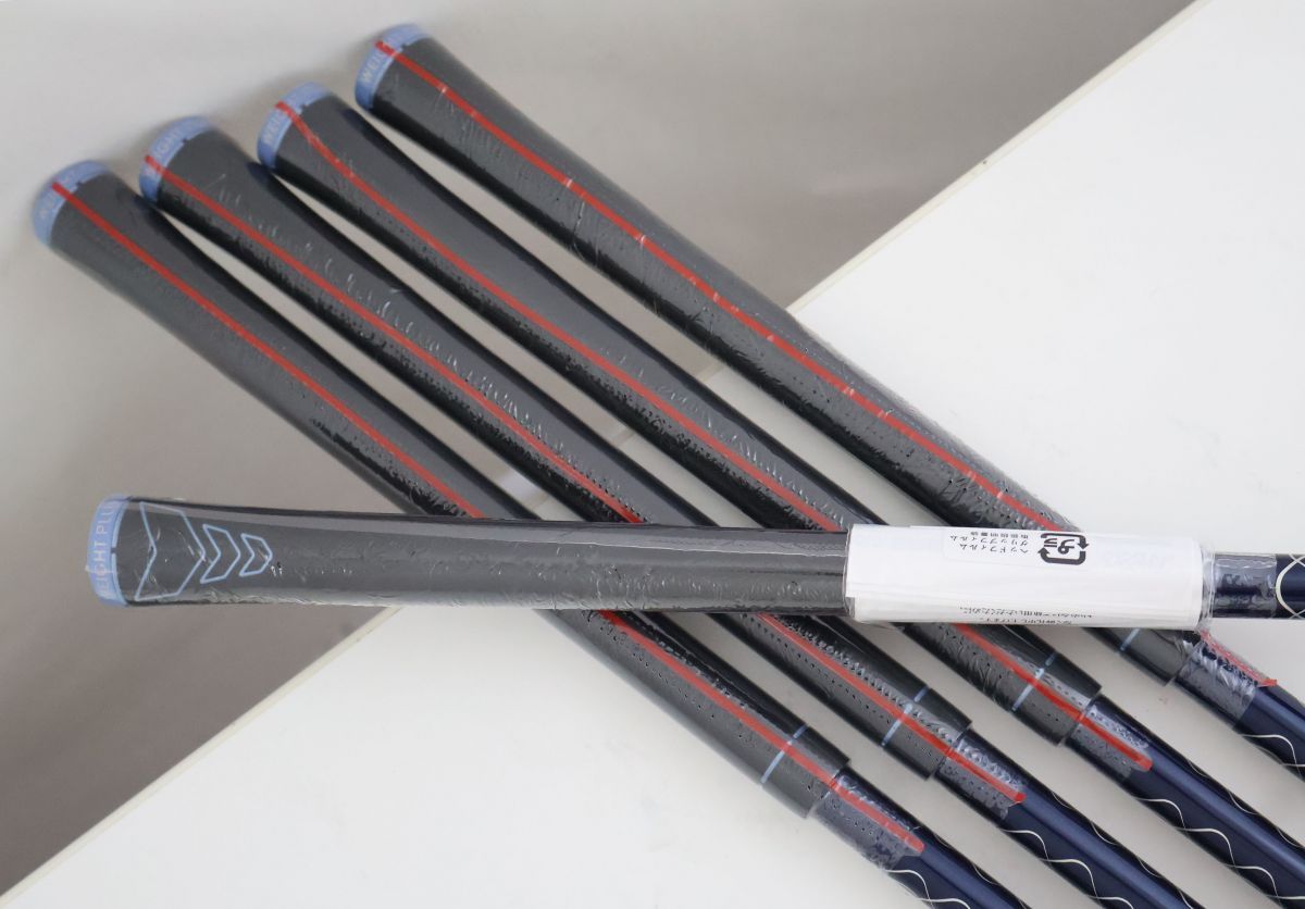 サーティーン アイアン