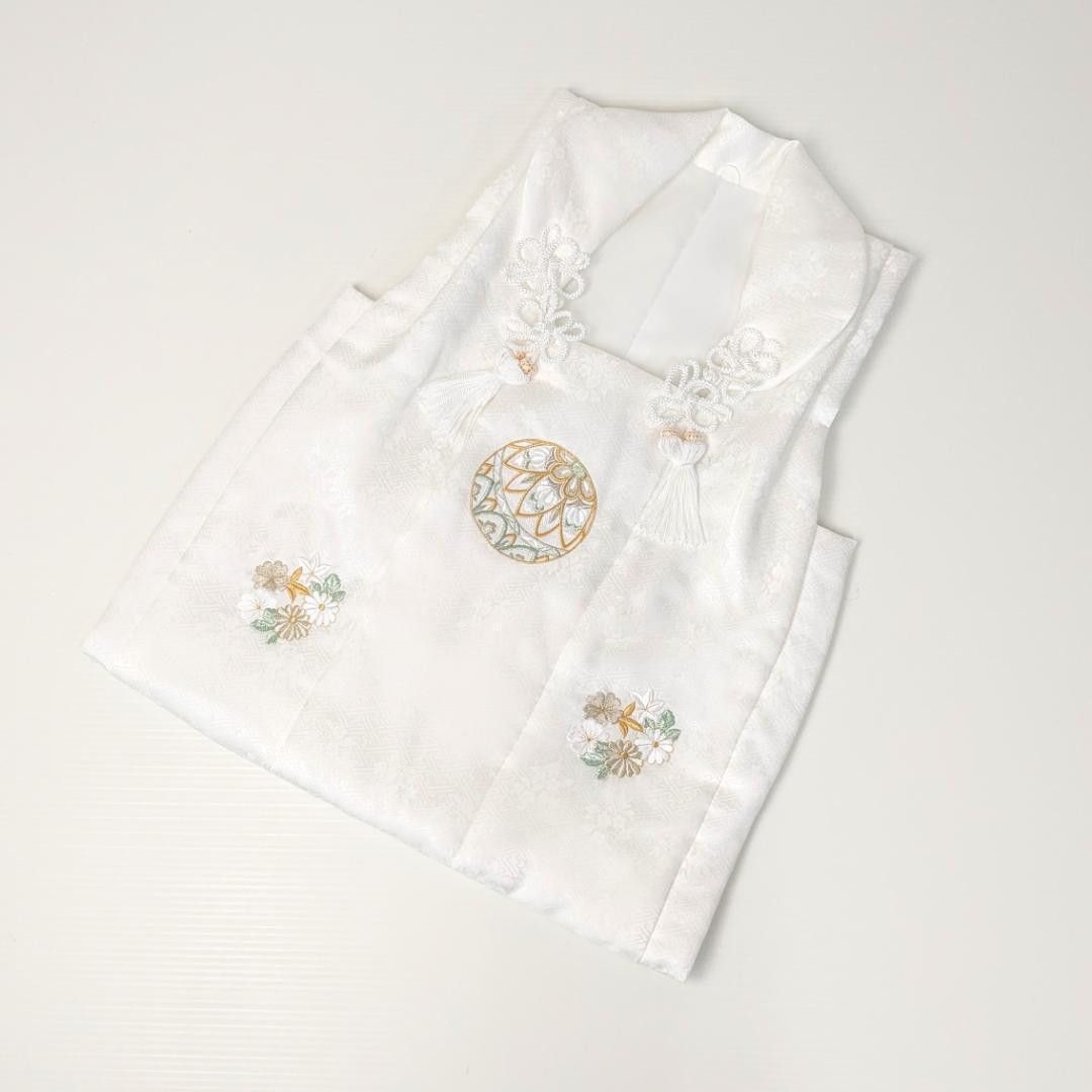 正絹】 絹100％ 七五三 3歳 被布コート 単品 白 毬 刺繍 SH11-1 - メルカリ