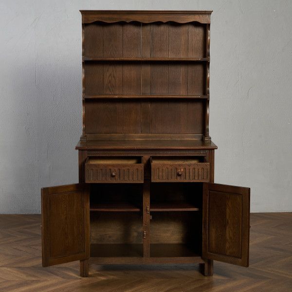 ジェイシーファニチャー Jaycee Furniture オーク材 ウェルシュドレッサー 食器棚 英国 木彫刻 94134