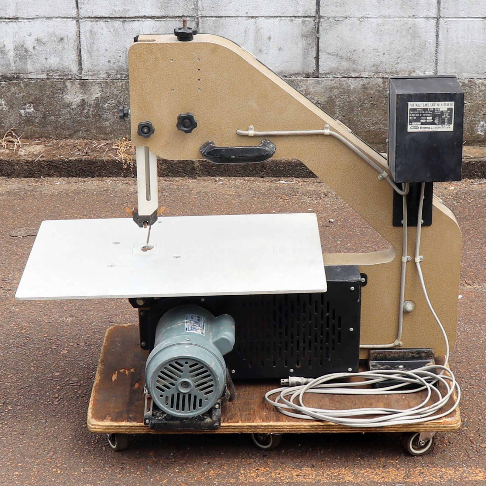 新潟発 引取限定 RYOWA 卓上帯鋸盤 BSW-200 ポータブルバンドソー 100V  