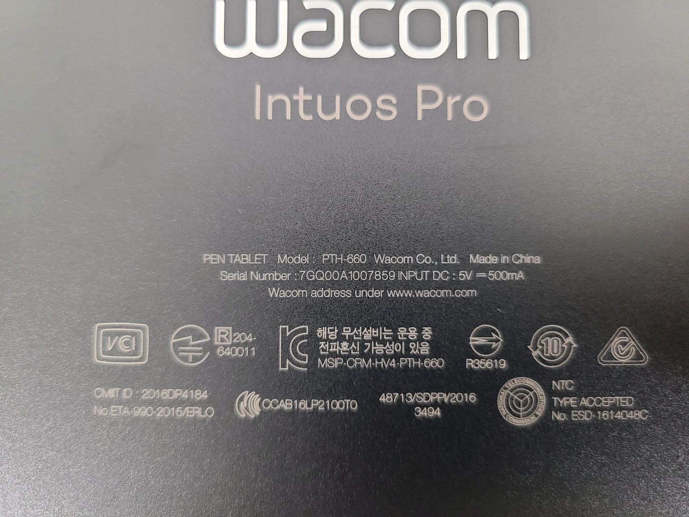 Wacom Intuos Pro PTH-660 Medium ペンタブレット ワコム スタンド付き 動作確認済 [TB001]