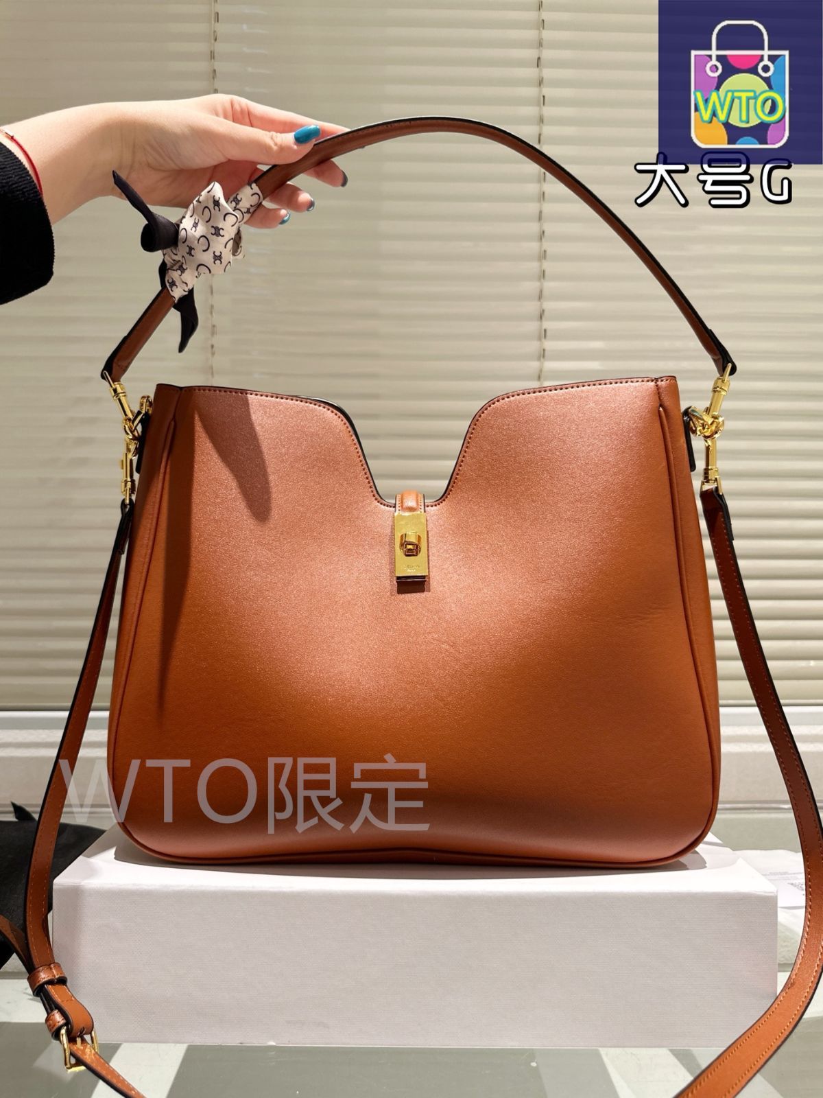 CELINE CAMILLE ショルダーバッグ 今日特価】Celine Camille × ~トリオンフ メタルアクセント