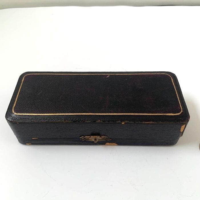 ケース入り アンティーク