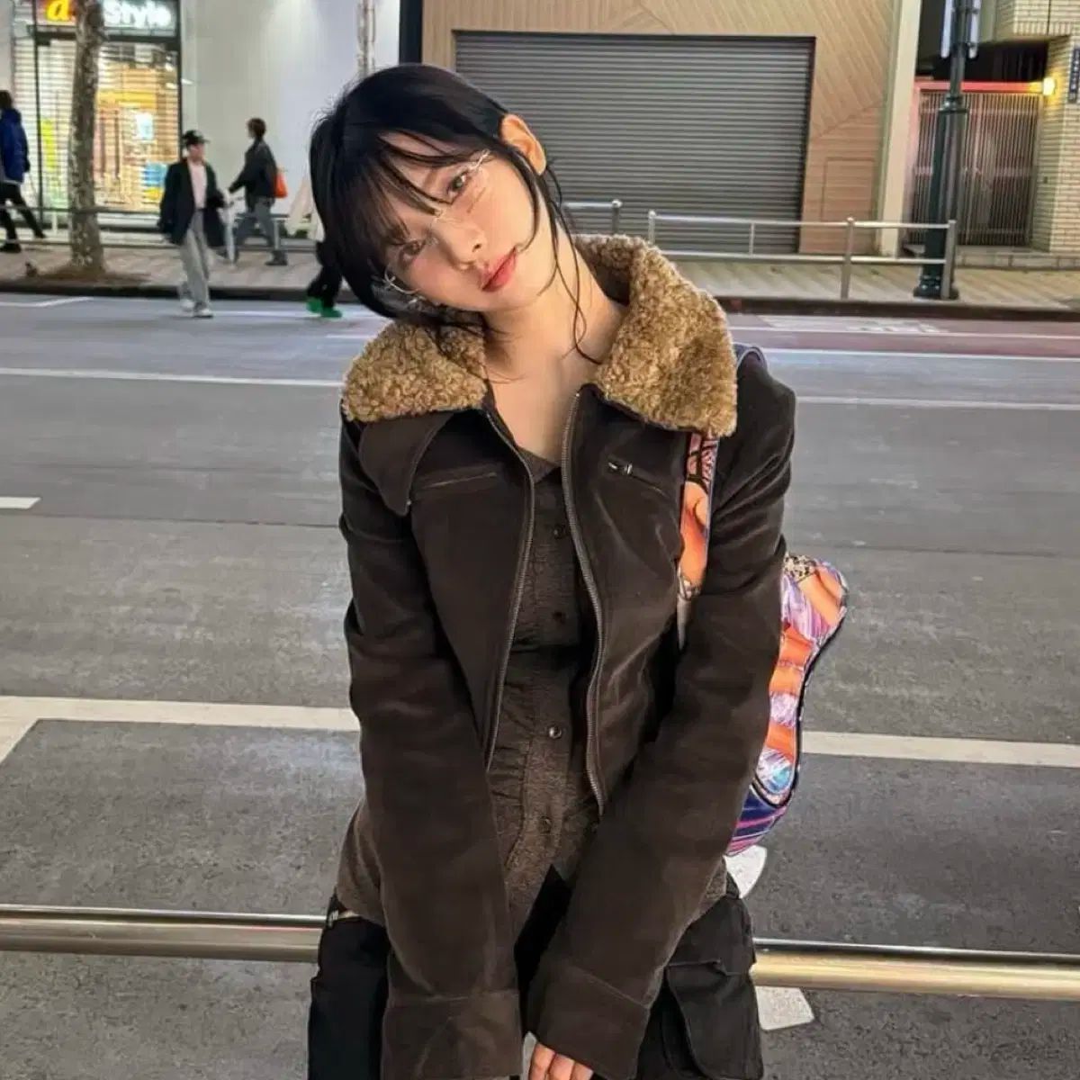 カリーナ 着用 ヴィタブル コーデュロイ ファー ジャケット 茶色