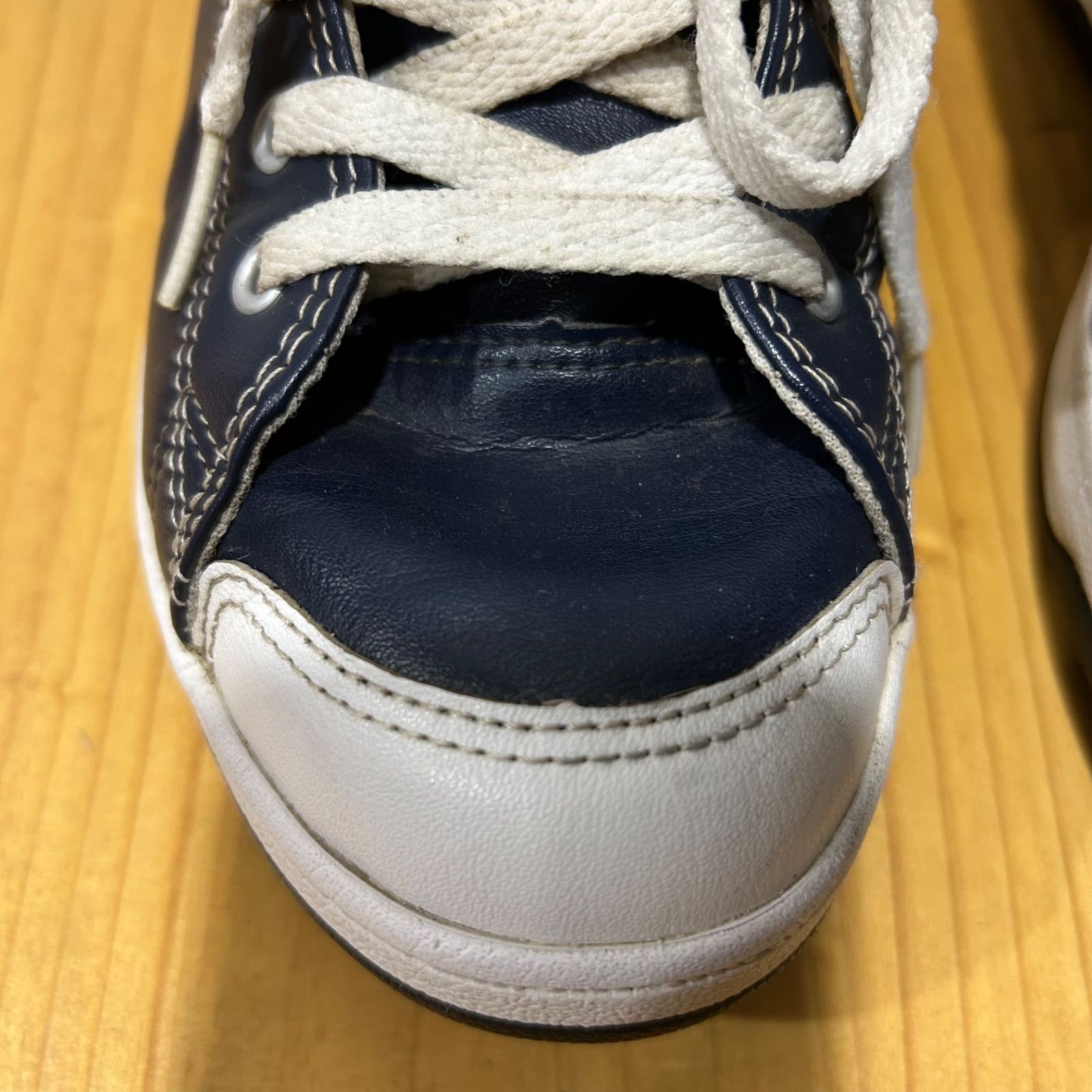 CONVERSE（コンバース）ハイカットスニーカー ネイビー×ホワイト