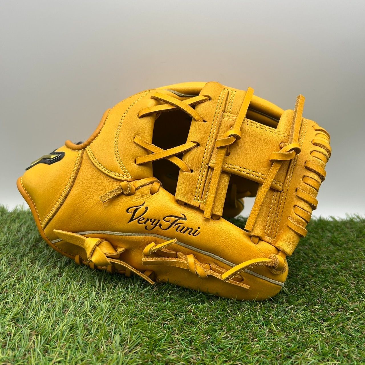 M 0762 Mizuno ミズノ ベリフニ 大人用 軟式 オールラウンド用 グローブ 品