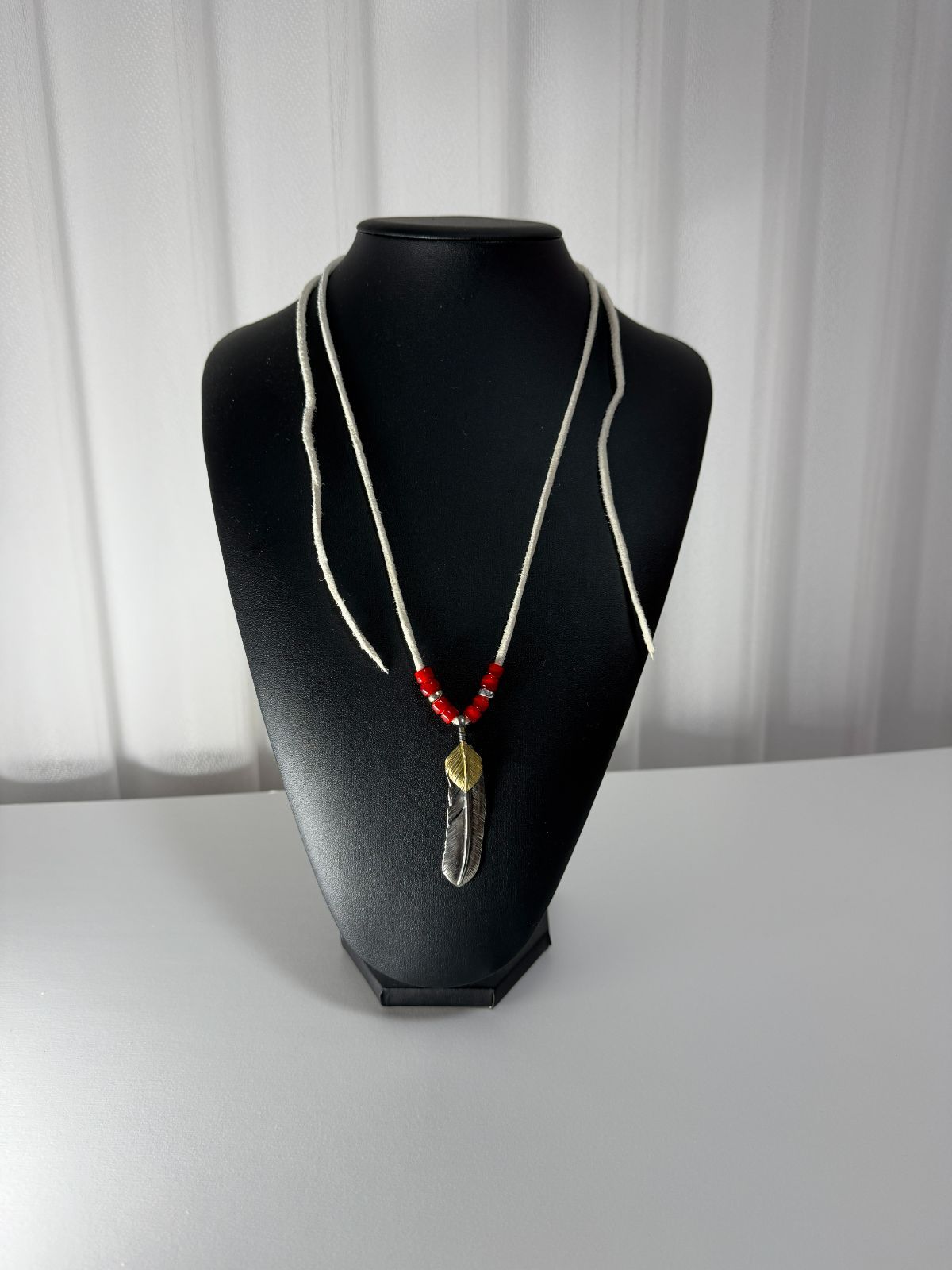 ゴローズ goro's 上金特大フェザー 鹿紐ビーズカスタム ゴローズ