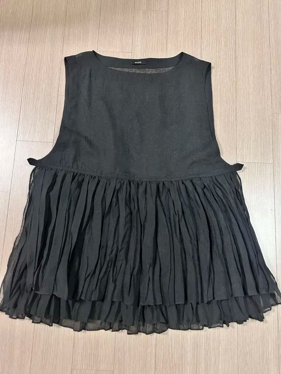 eunoia ユノイア オーガンザ リップルベスト