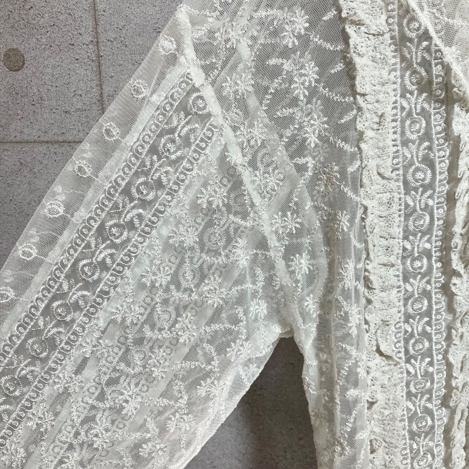 Freada フリーダ インド パッチワーク レース ラッフルブラウス