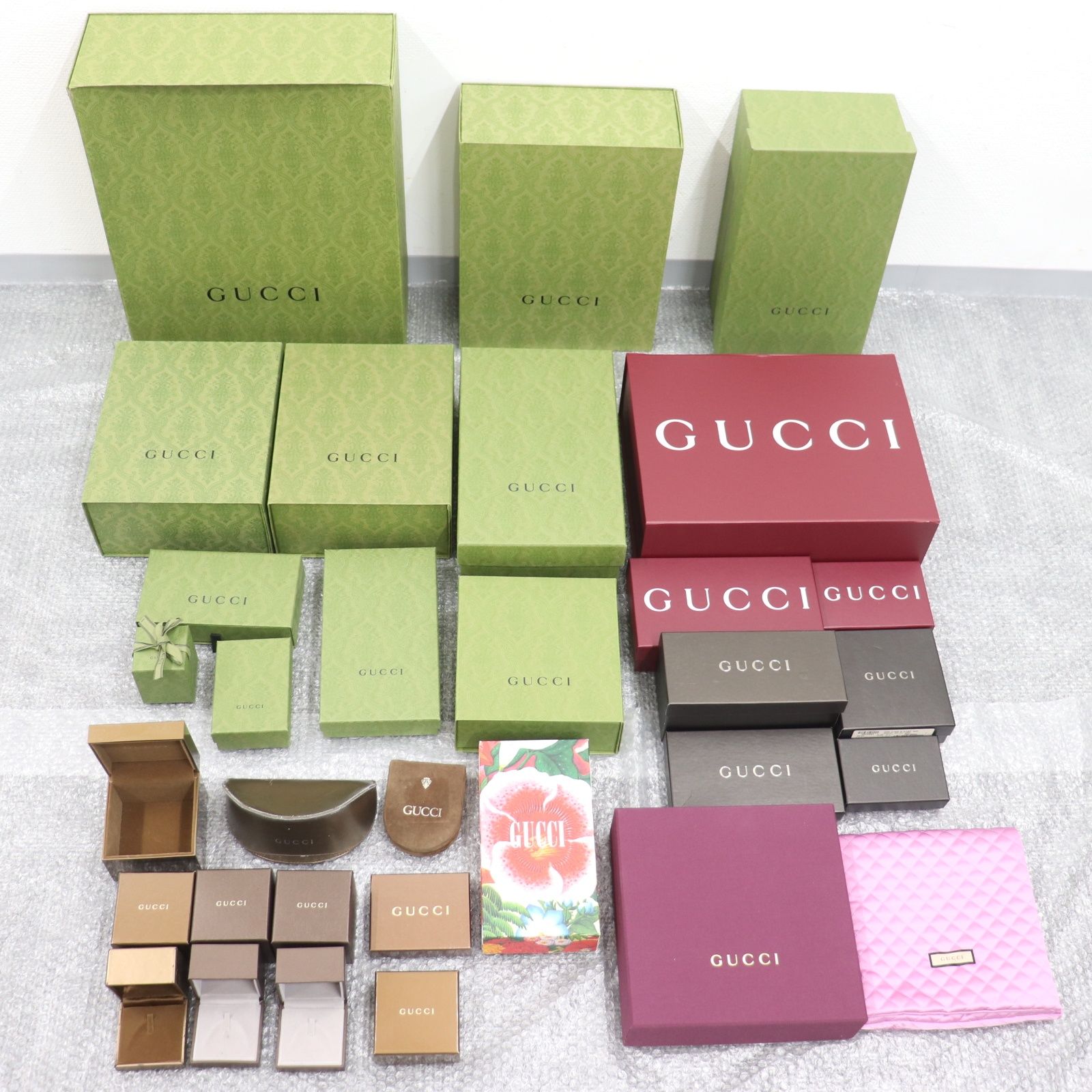 GUCCI グッチ　BOX ケース　空箱　箱　ショッパー　布袋 GUCCI グッチ 空き箱 空箱 ショッパー 化粧箱 ブランド紙袋