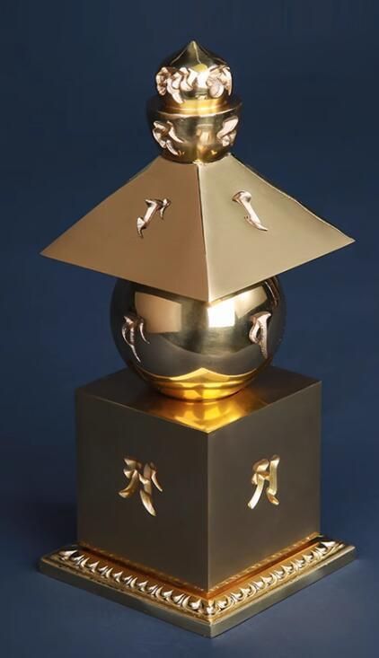 仏壇密教法具 寺院用仏具 上品 五輪塔 舎利塔 仏舎利 仏塔 仏教 磨き仕上げ 真鍮製 高さ18cm