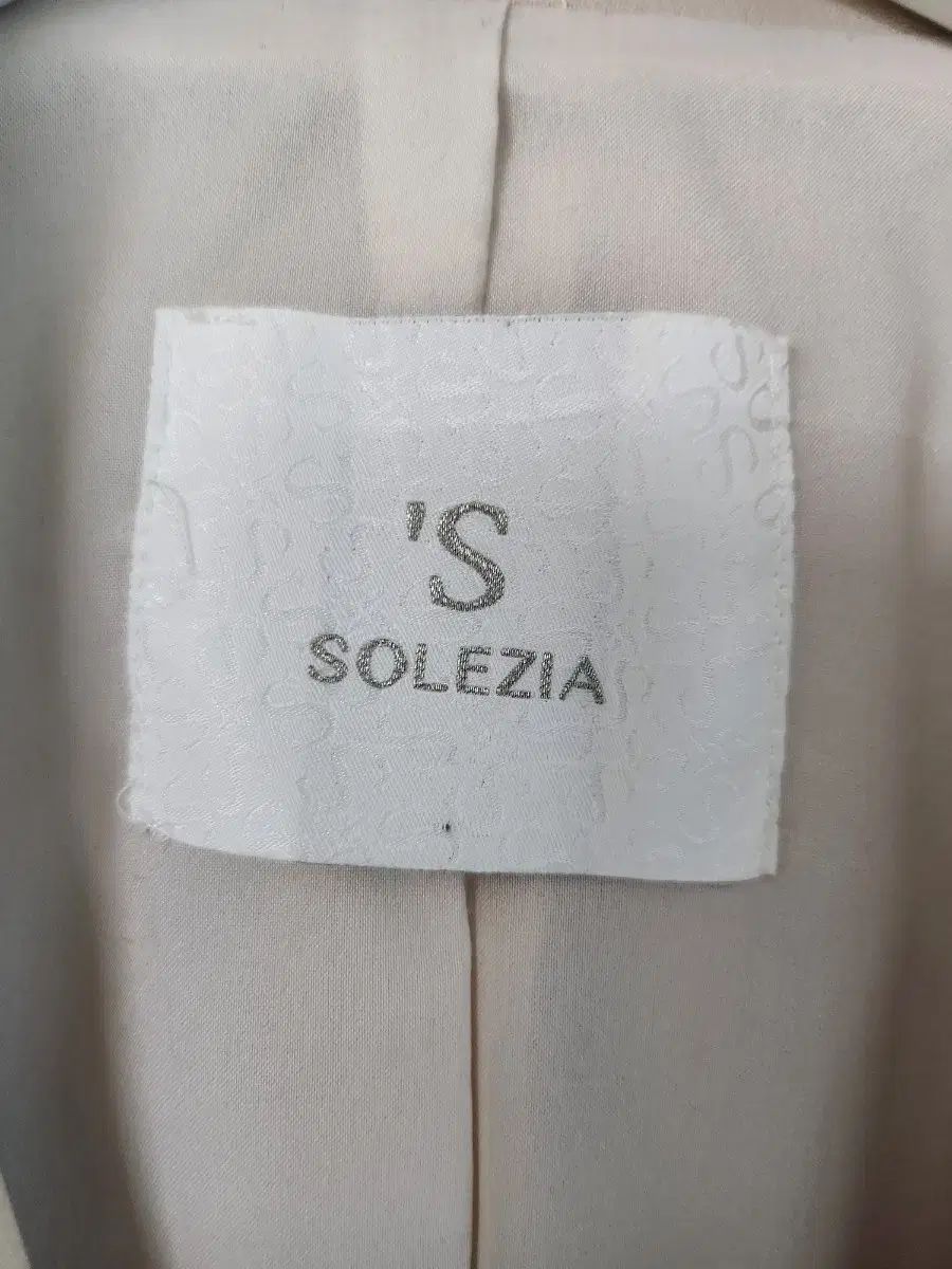 S ソレシア