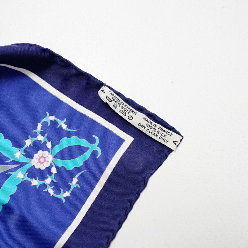エルメス HERMES カレ90 Poesie Persane ペルシャの詩 エルメス カレ90 Poesie Persane ペルシャの詩 スカーフ シルク
