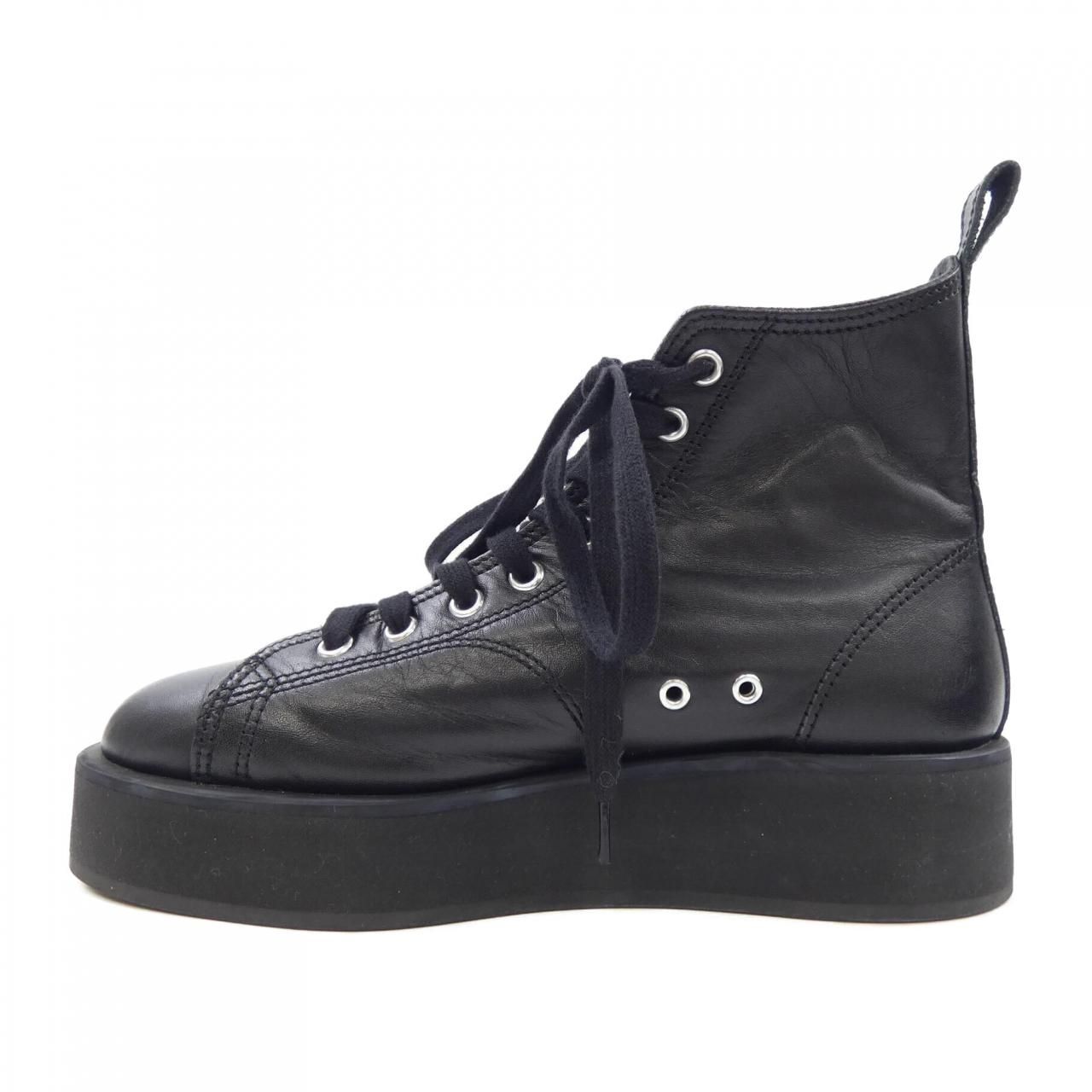 BLACK COMME des GARCONS スニーカー 黒 2125425E0021 大人が選ぶべき黒スニーカー】ブラック・コム デ ギャルソン