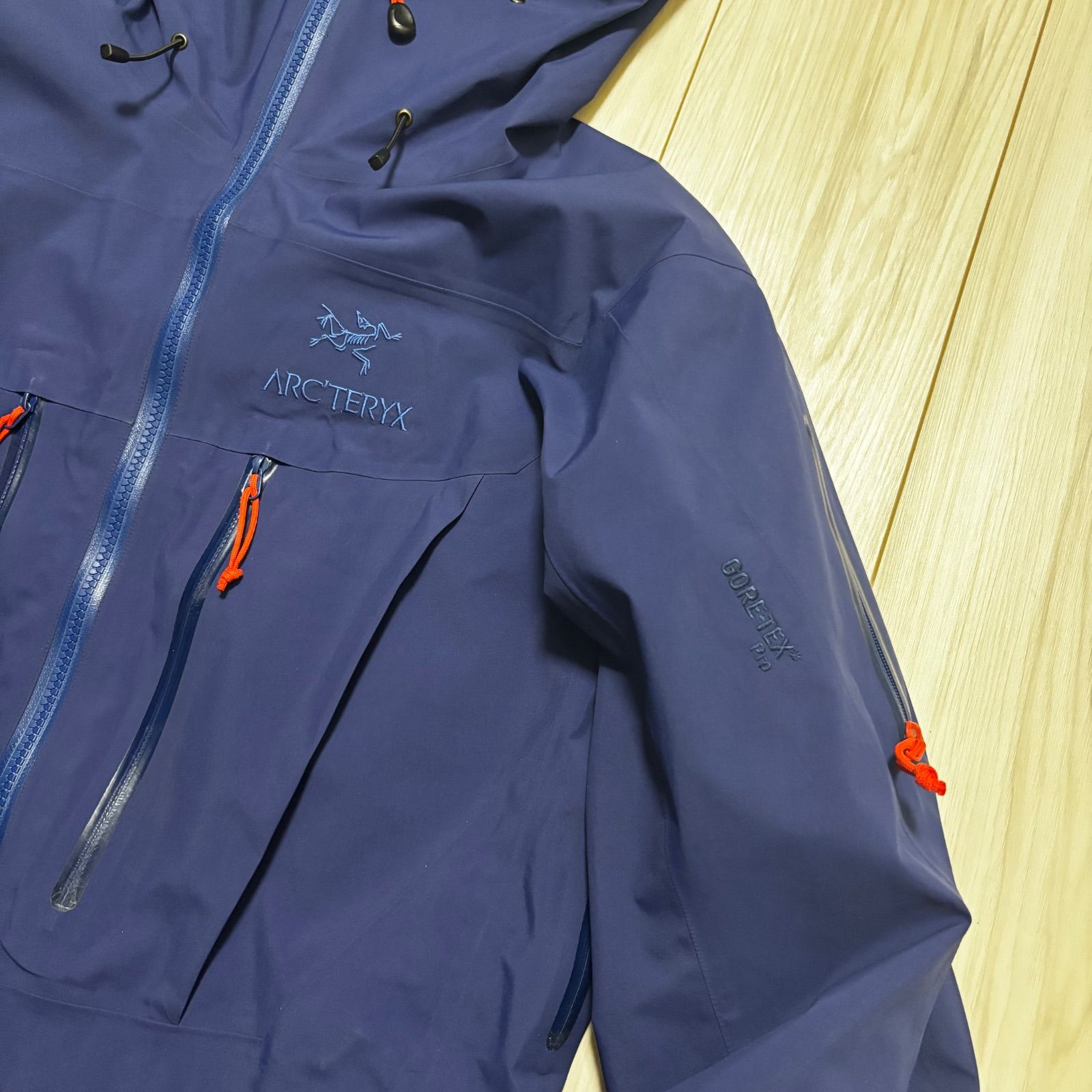 アークテリクス アルファSV メンズM ネイビー ゴアテックス arc'teryx