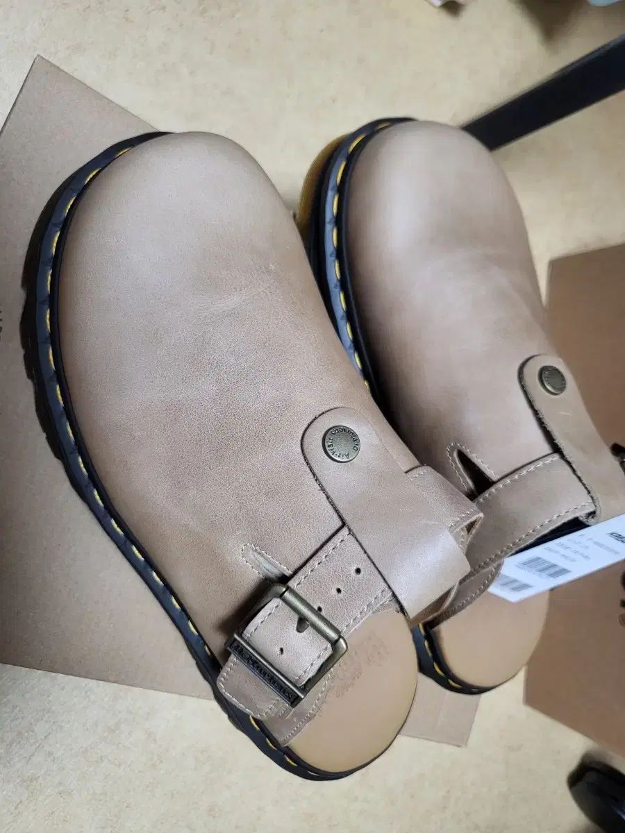 DR. MARTENS ドクターマーチン ジェブジャック ミュール 270