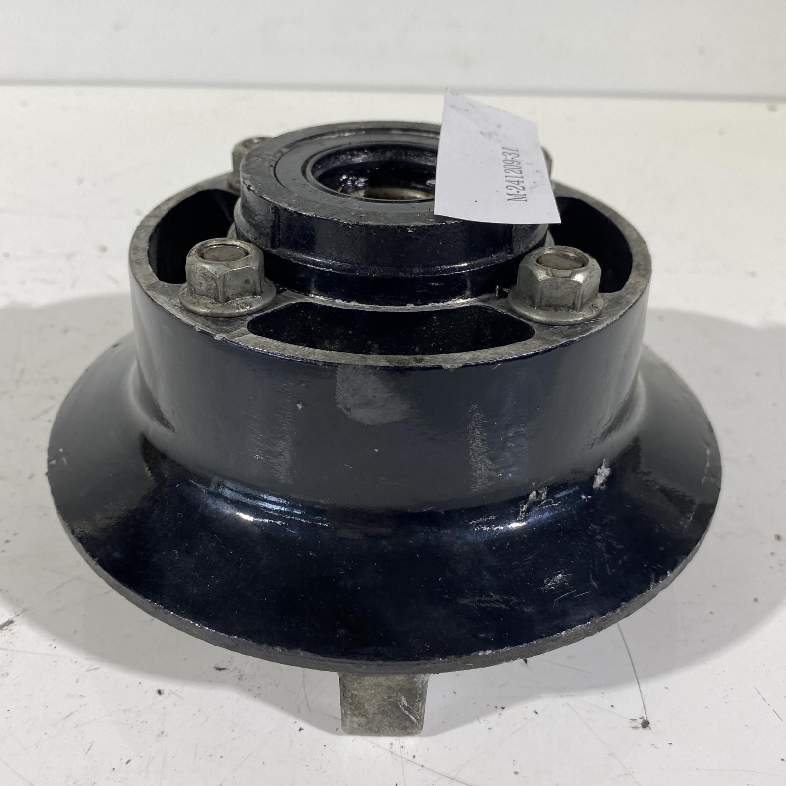 カワサキ　Z400FX スプロケットタワー 絶版部品 Z400FX E1 E2 E3 カワサキ純正 リアスプロケハブ リア