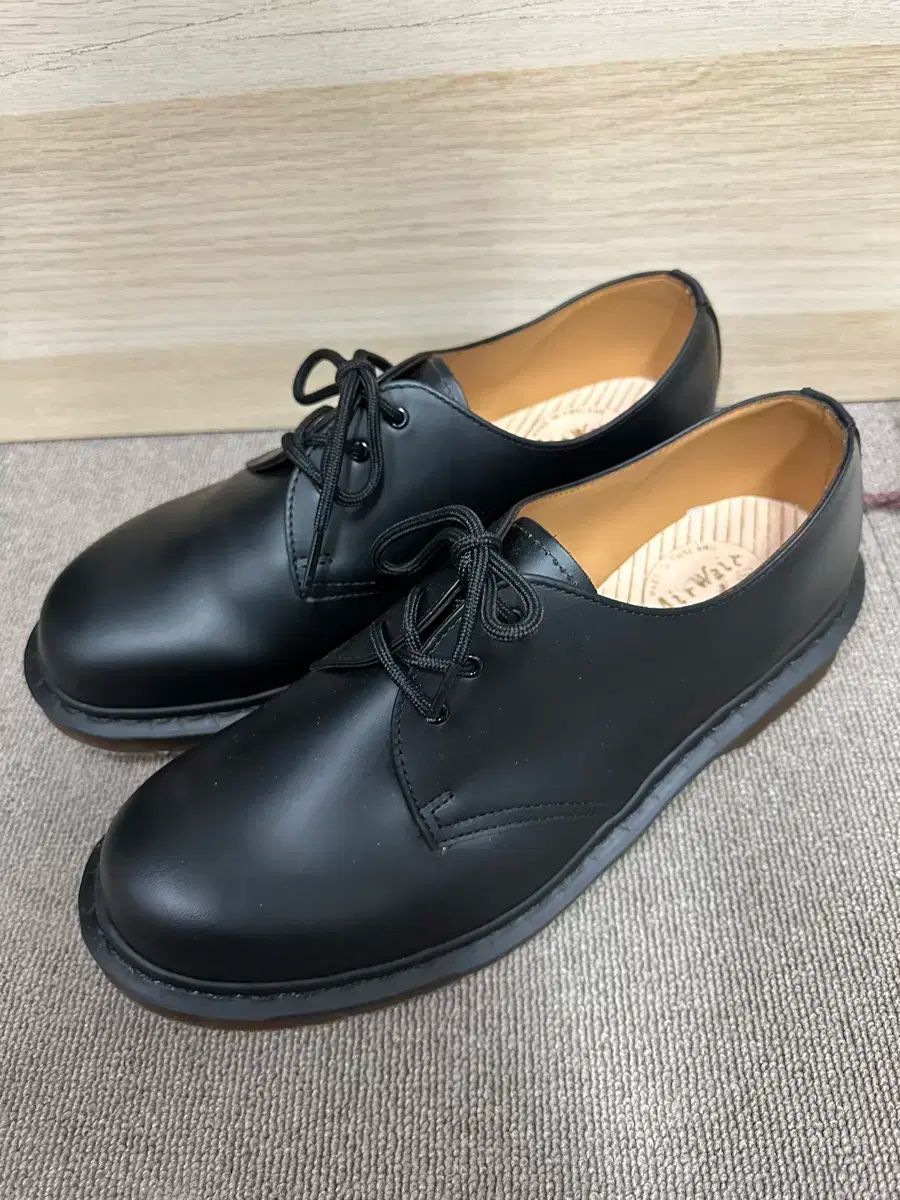 DR. MARTENS ドクターマーチン 1461 MIE UK10