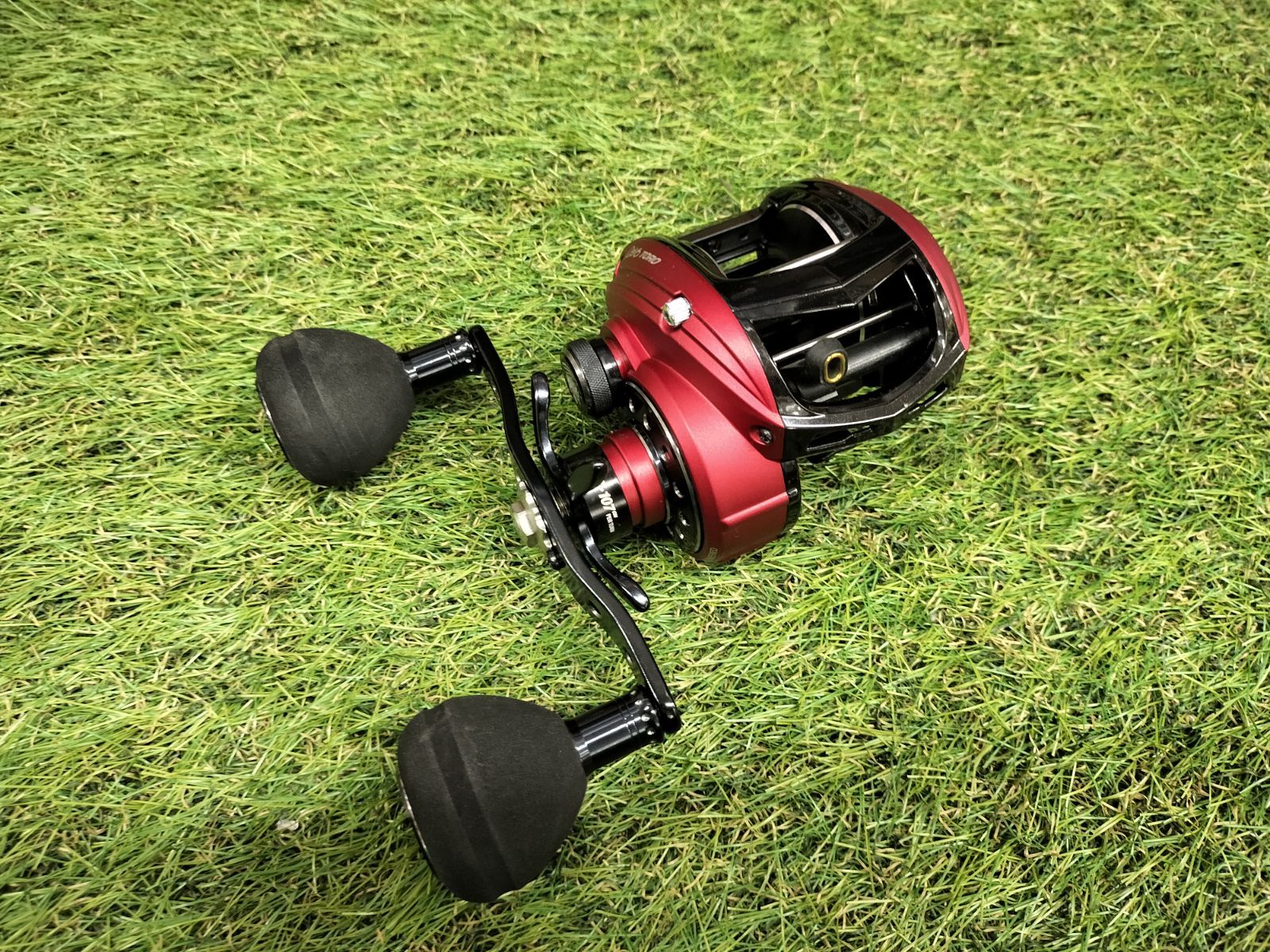 Y アブガルシア レボ トロ ロケット 60 Abu Garcia REVO TORO ROCKET