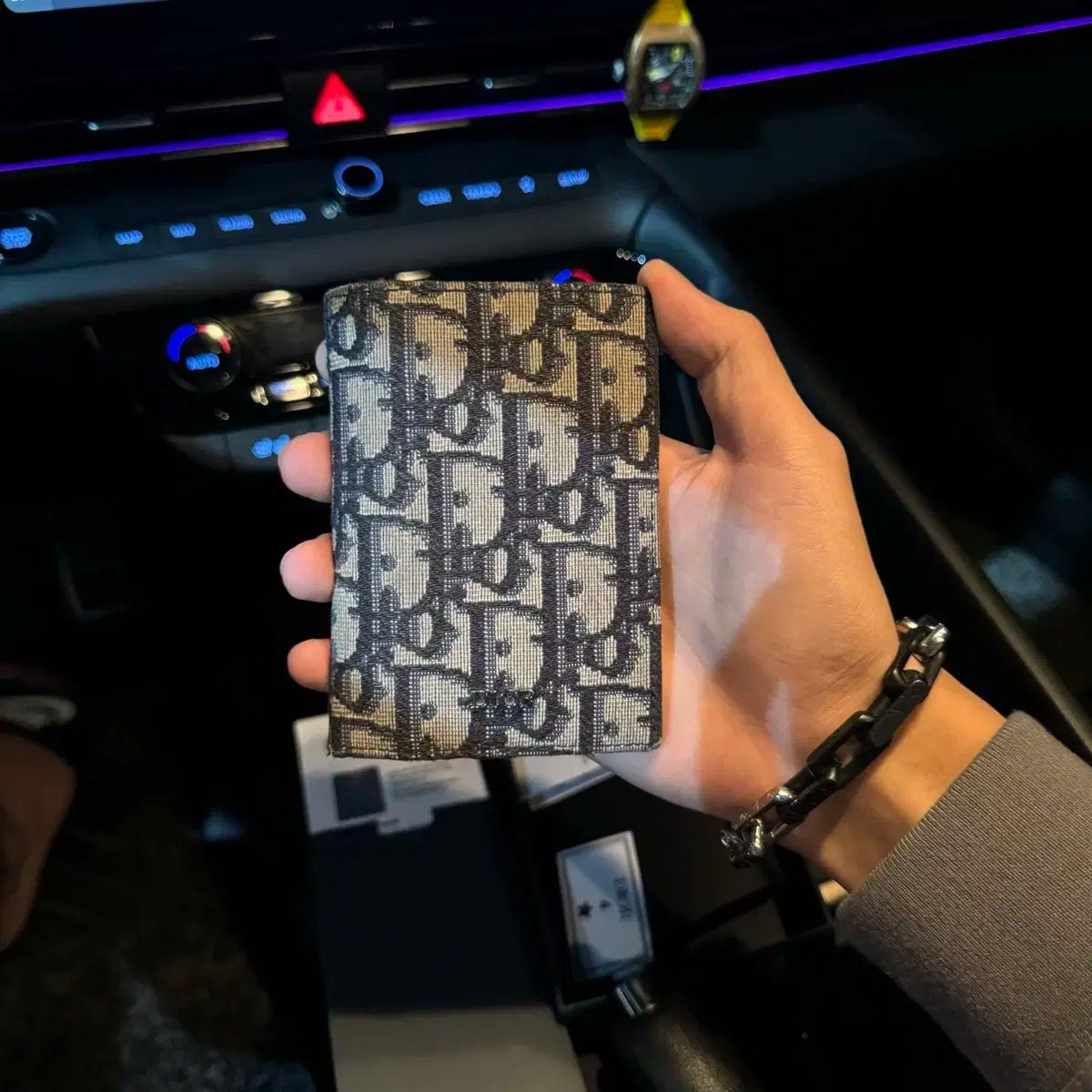 ディオール オブリーク オーガナイザー ベージュ