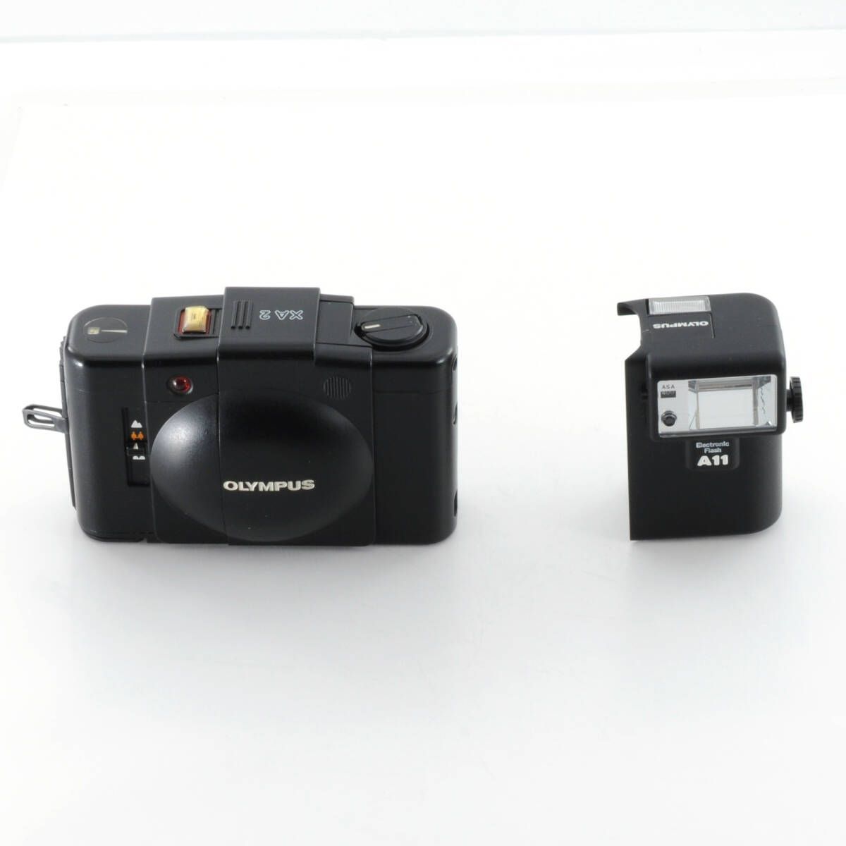 オリンパス OLYMPUS XA 2 A 11 フラッシュ コンパクトフィルムカメラ M 532 b