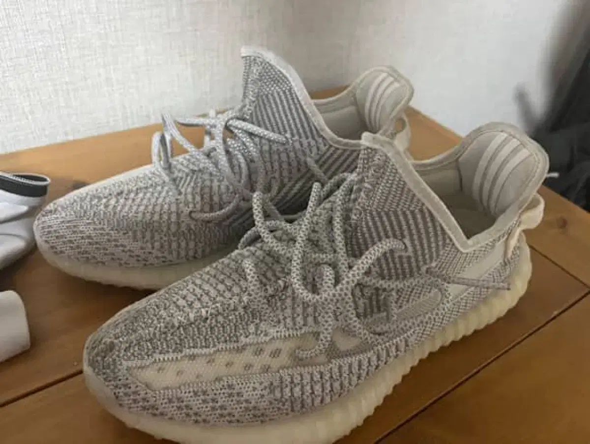 adidas yeezyイージーfoam runnerフォームランナー26.5 yeezy イージー