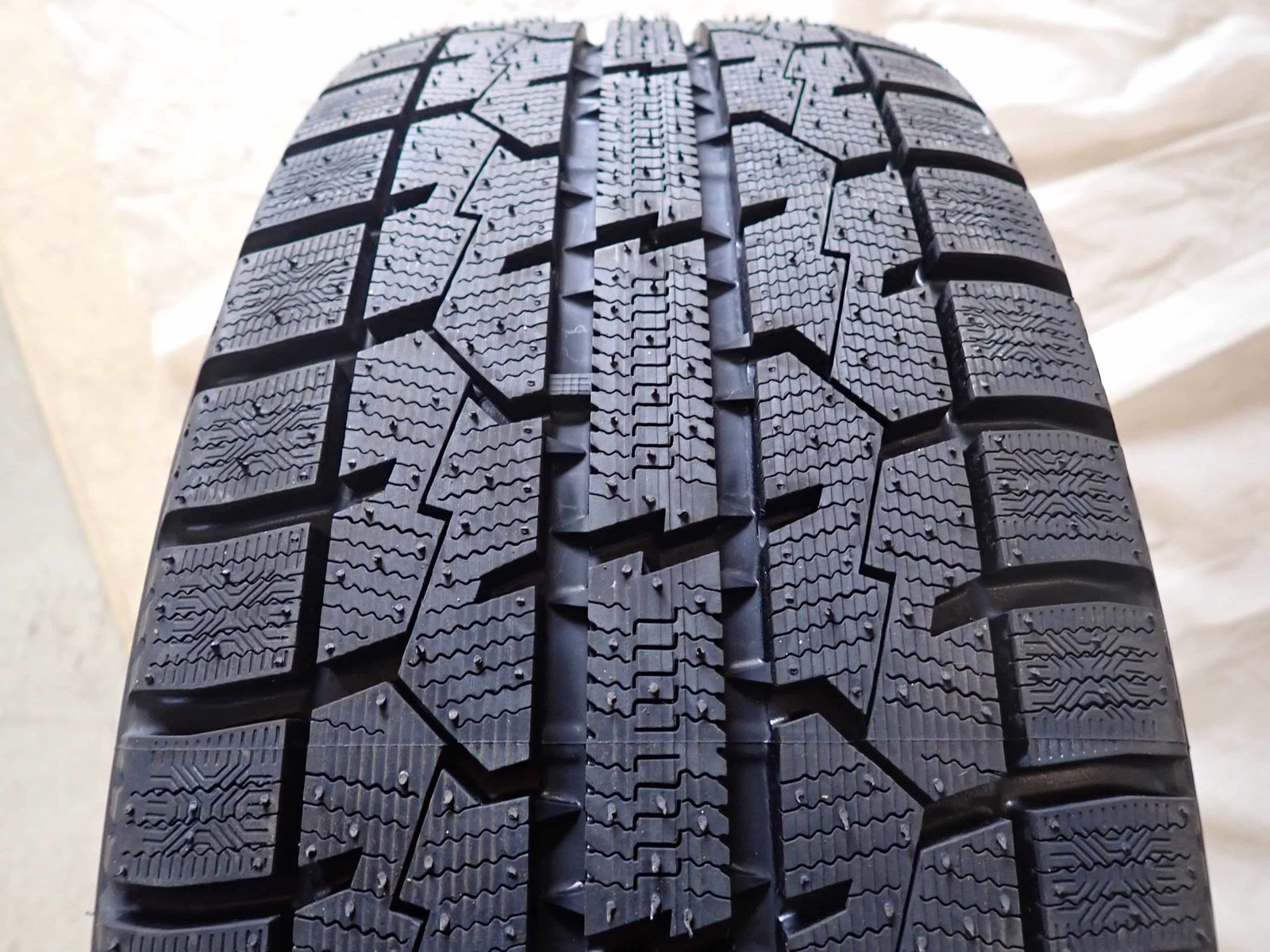 冬 製 4本SET 会社宛 205 55R16×6.5J 91T トーヨー オブザーブ ガリット GIZ 112 アルミ ゴルフ ジェッタ A3 NO D6329