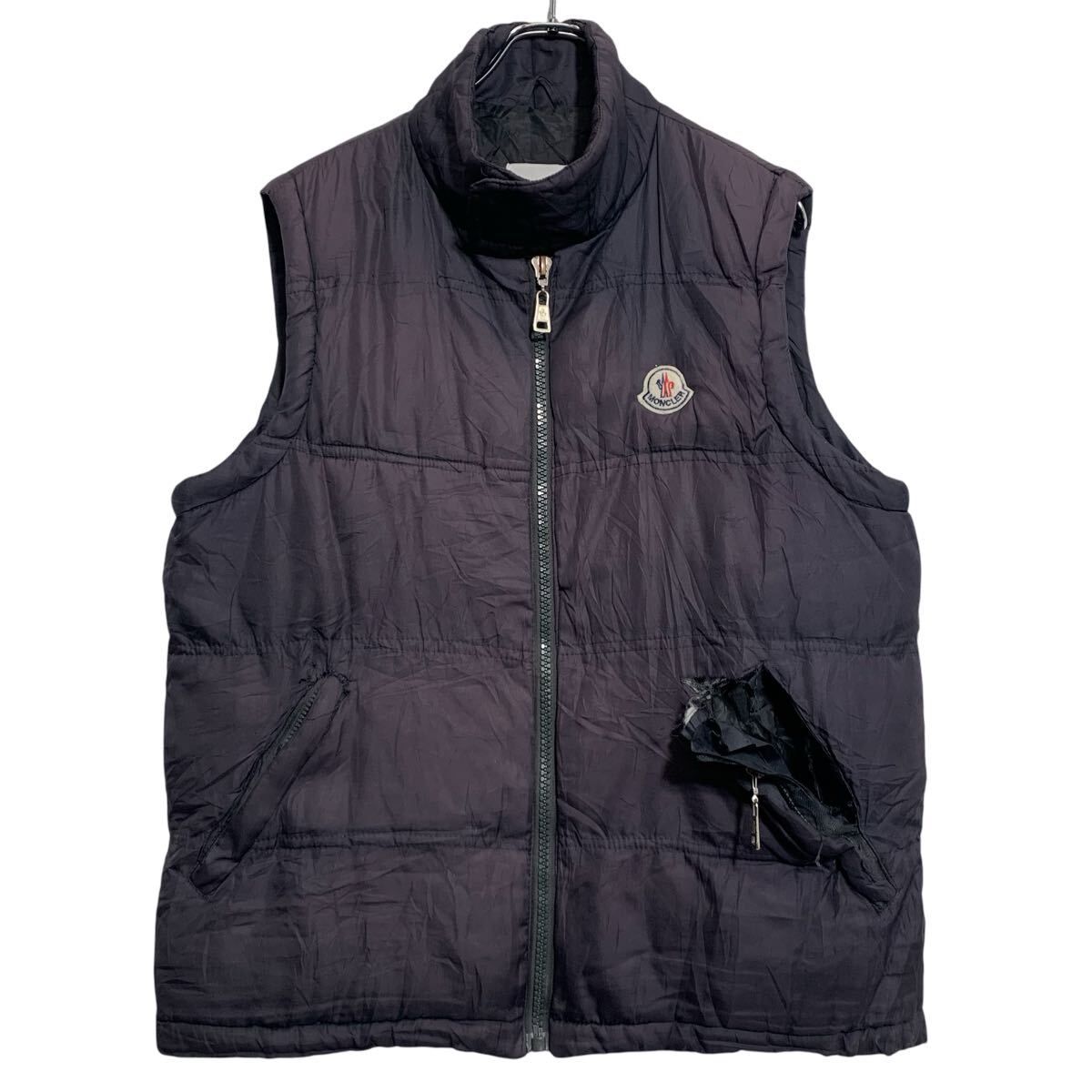 MONCLER ダウンベスト L～ ブラック モンクレール ジップアップ モックネック ワンポイント ロゴ 刺繍 秋冬 古着卸 アメリカ仕入 a701-7328