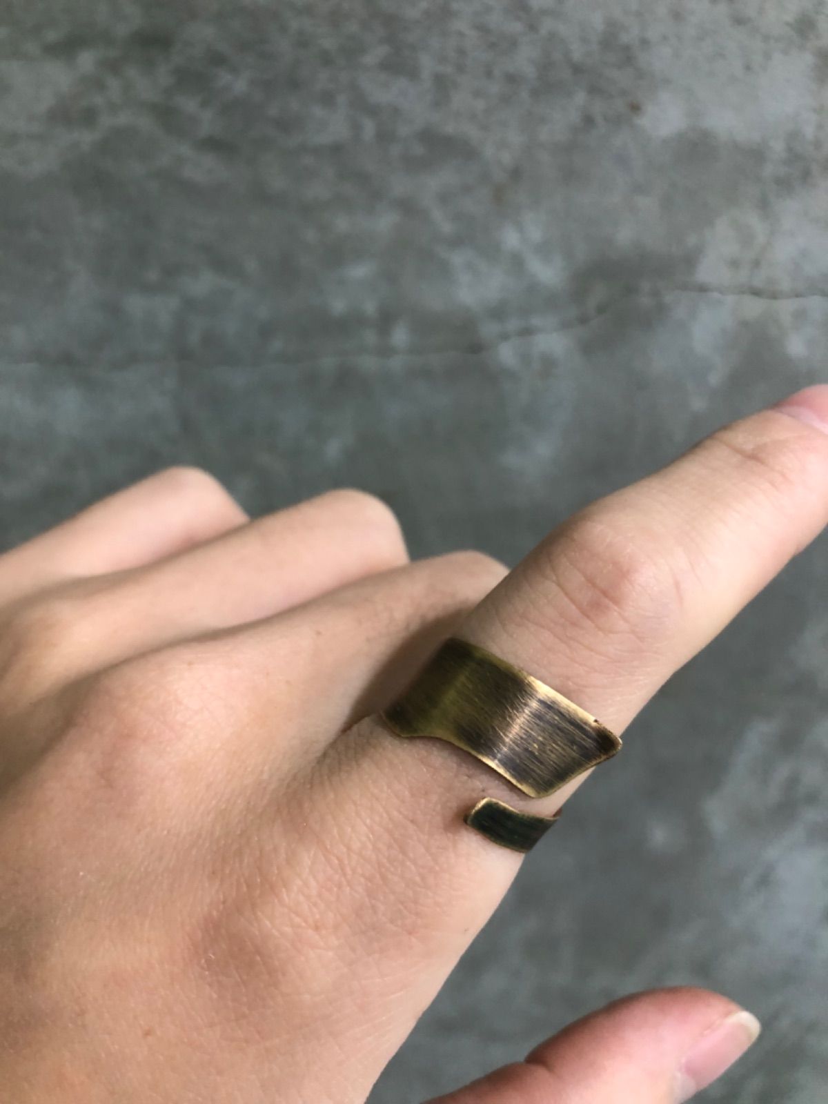 真鍮製 オープンリング 変形リング エイジング加工 ヴィンテージ 加工 