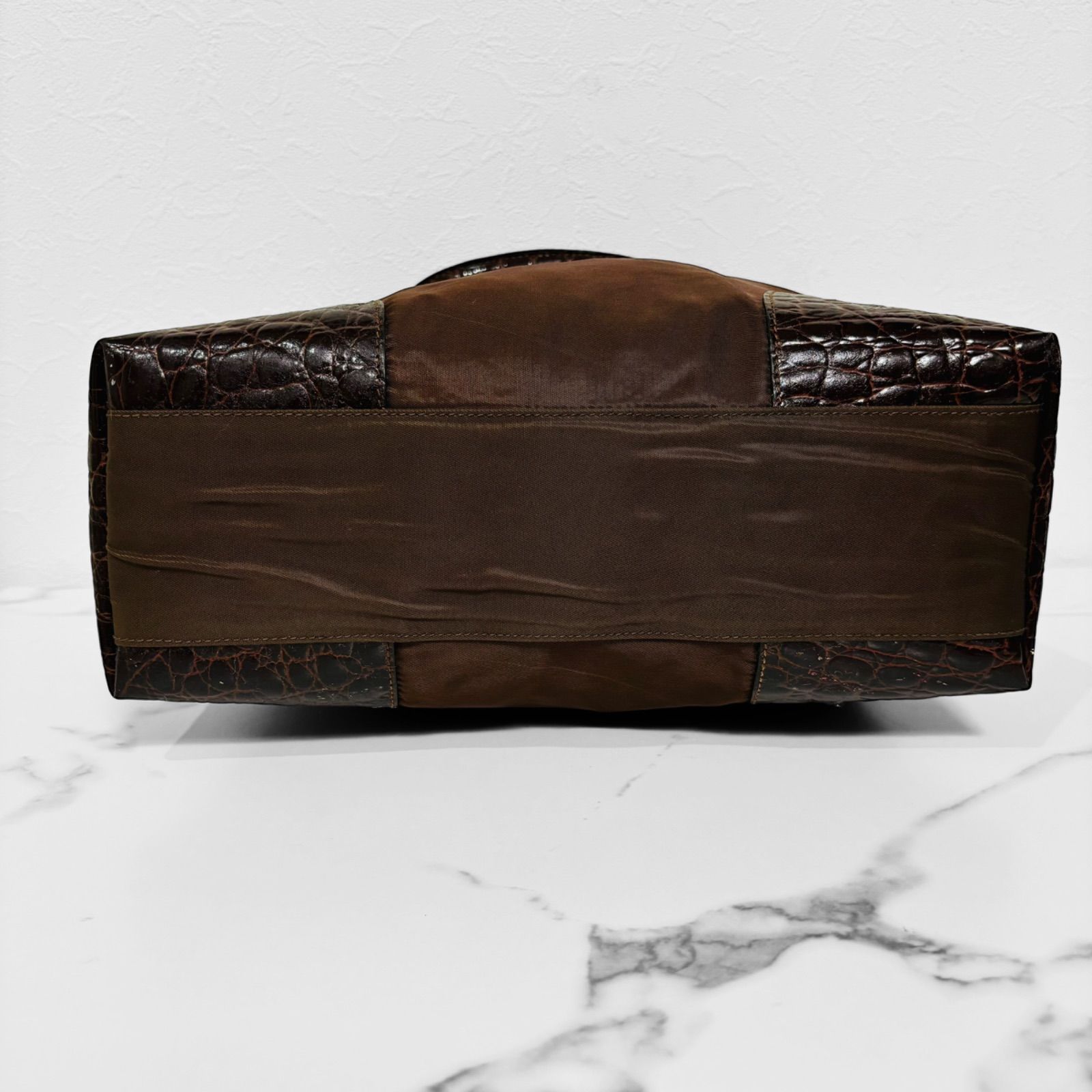 プラダ バッグ 三角ロゴ パドロック ナイロン レザー クロコ型押し