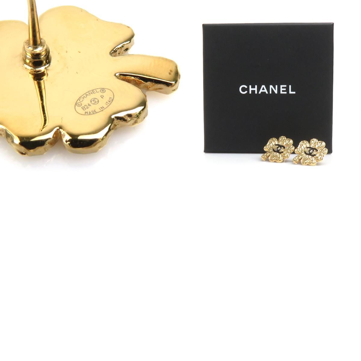 CHANEL クローバー　ココマーク　ピアス シャネル CHANEL ピアス クローバー ココマーク - メルカリ