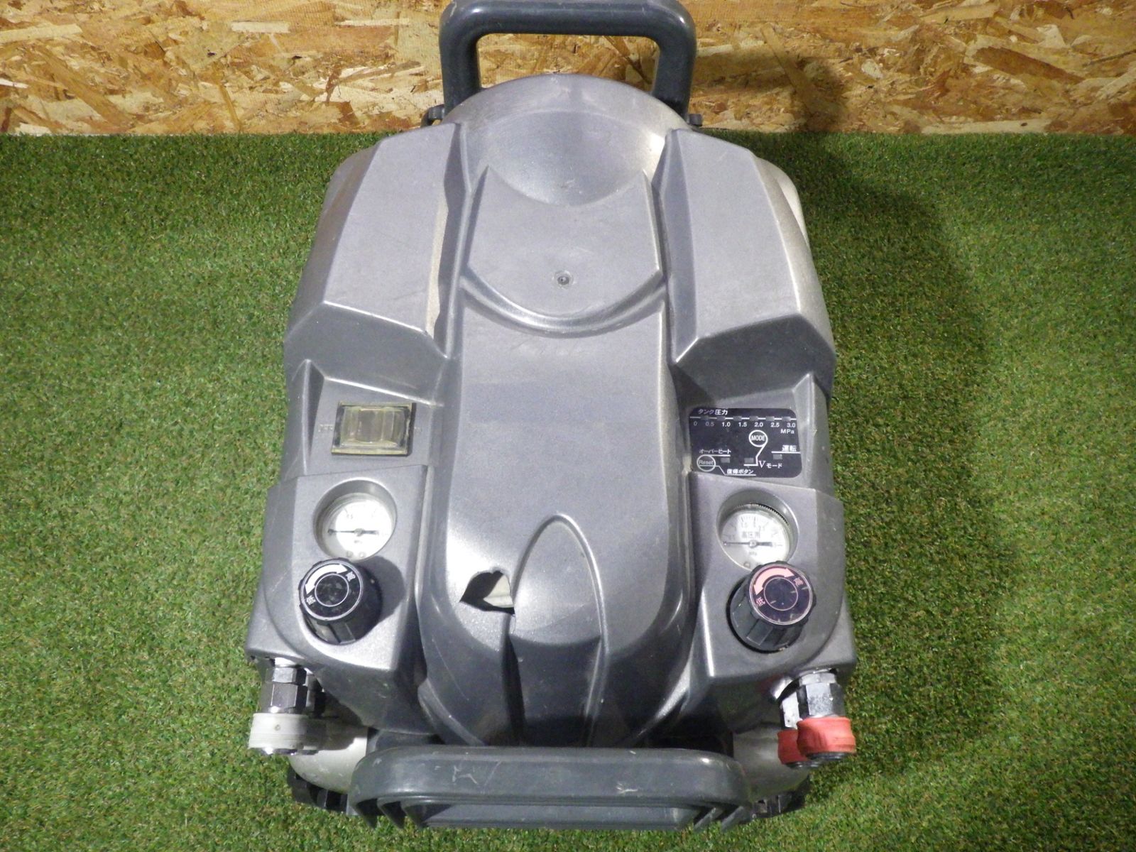 満タンまで約2分30秒 日立工機 高圧エアコンプレッサー EC1430H2 動作 済 本体に割れあり エア工具 大工道具 品 沖縄離島発送不可