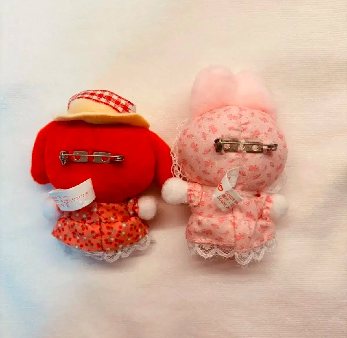 マイメロディ モモメロ アカメロ ブローチ Amazon.co.jp