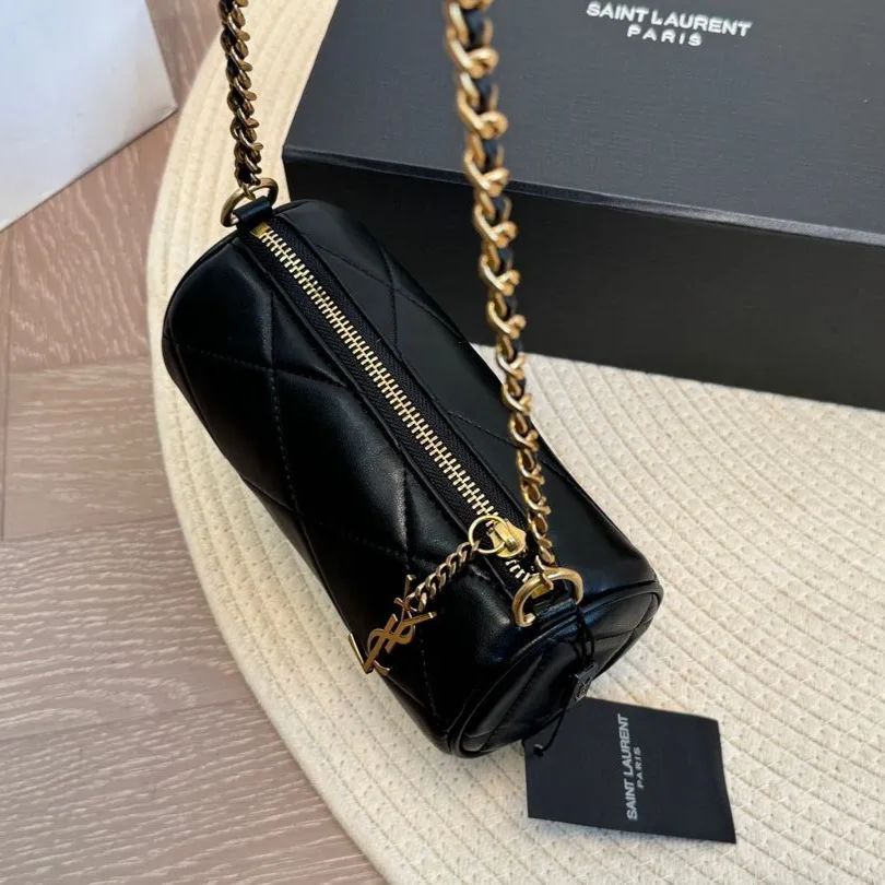 ✨ 美品Yves Saint Laurent ✨YSLサンローランショルダーバッグハンドバッグクロスボディバッグ - メルカリ