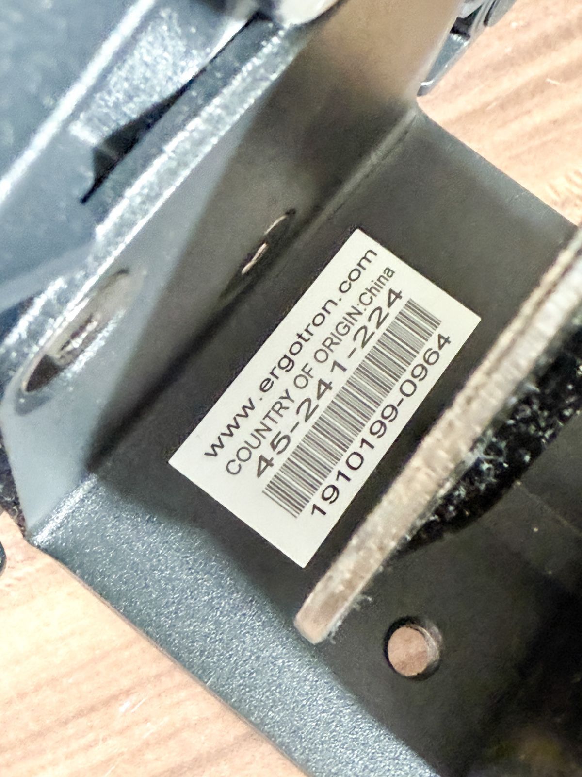 Ergotron エルゴトロン LX デスクマウント アーム 45-241-224 VESA対応 CHRISTIANNAURATH_COM_BR