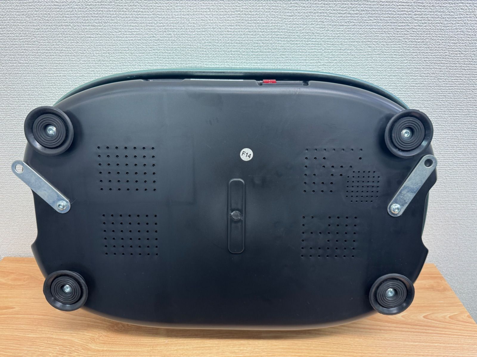 新品未使用 ブルブル 振動 マシーン エクササイズ ダイエット 楽天市場】振動マシン 震える ダイエット コンパクト 1年保証