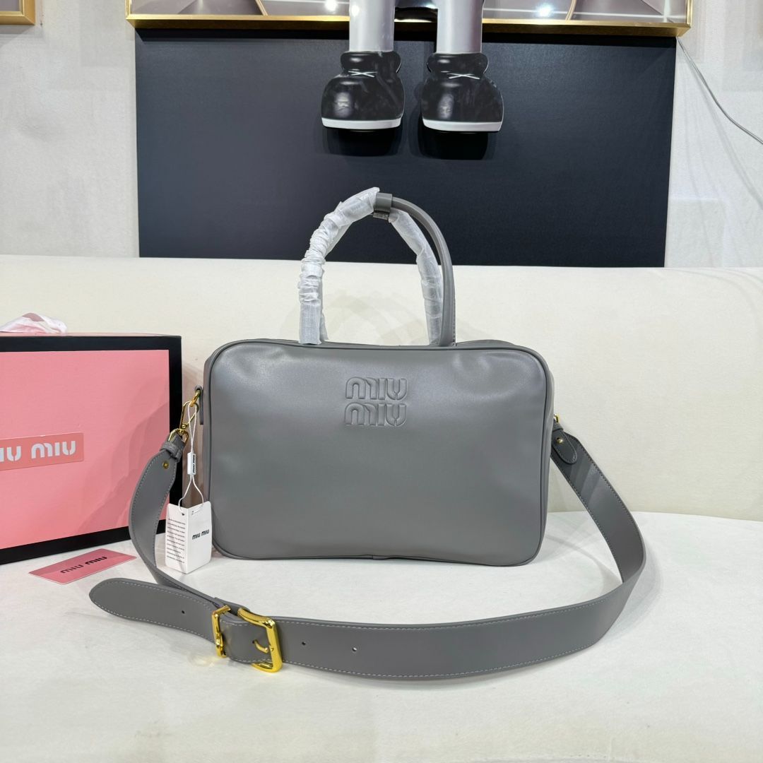 今日 miumiu ミュミュ アップグレード ハンドバッグ な価格で在庫あり -WTO輸入1
