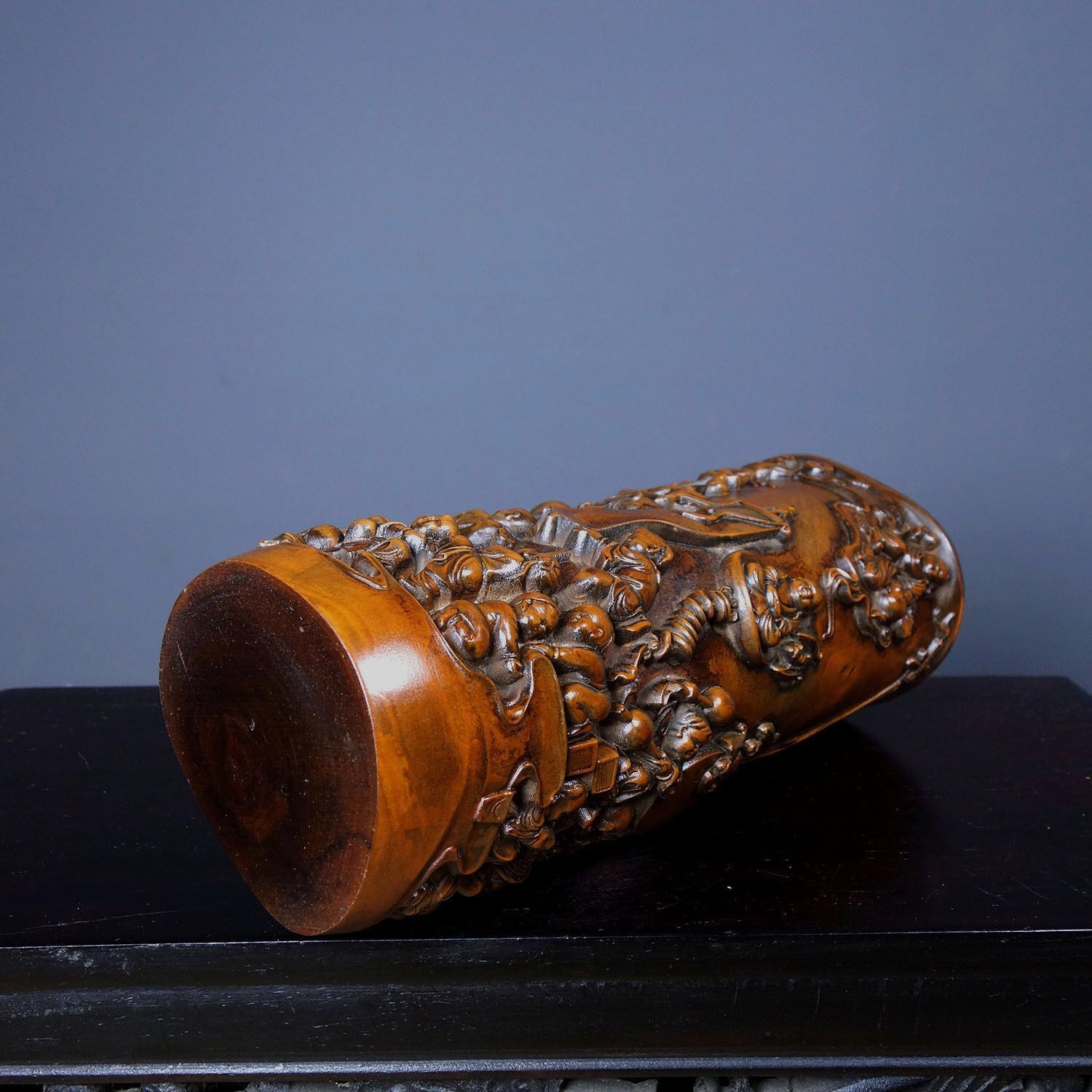 旧家蔵出し 黄楊木細密彫 百子紋 筆筒 筆立 文房具 書道品 供養品