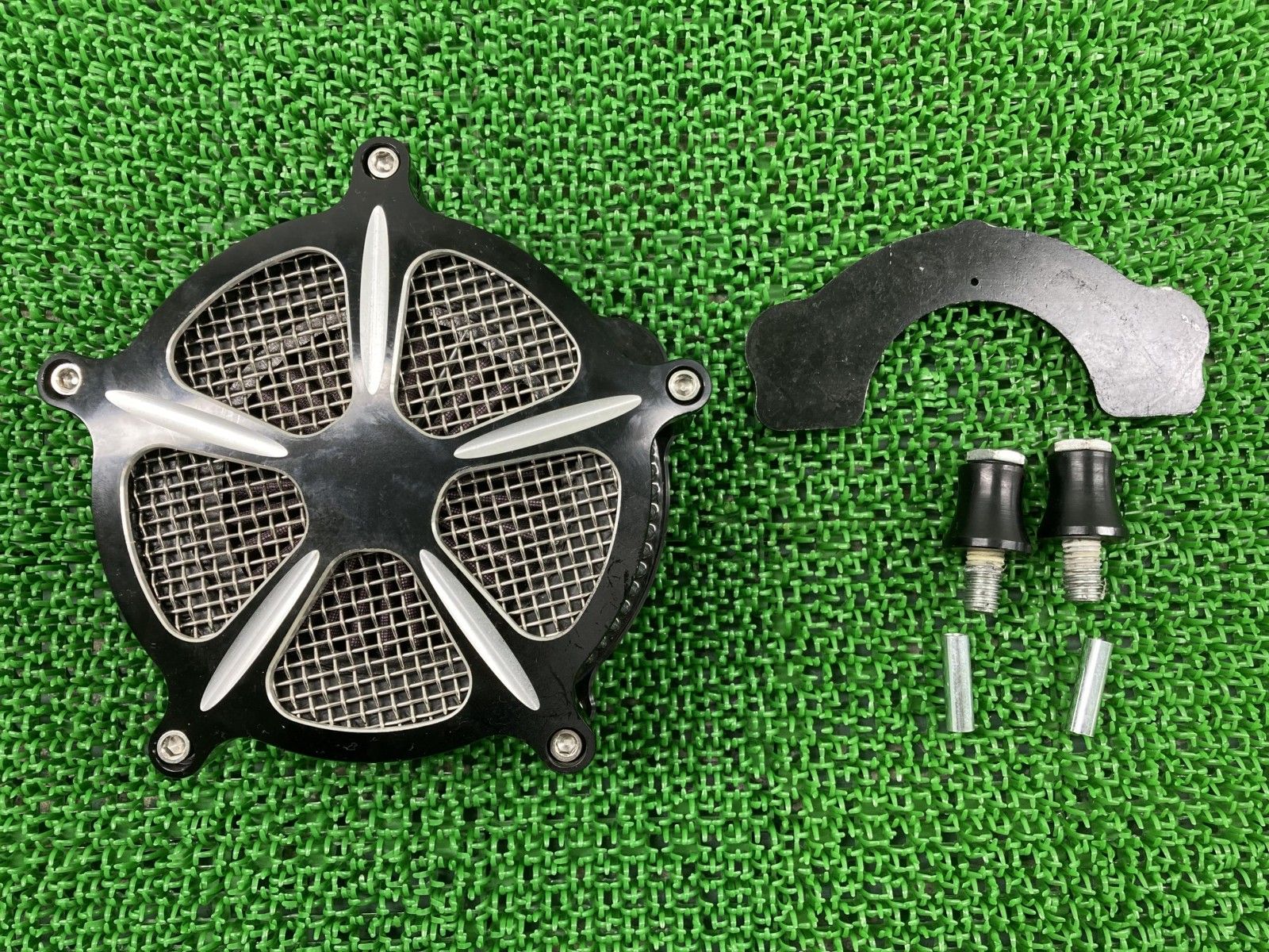 XL883 エアクリーナーボックス 社外 91年以降 スポーツスター コケキズ無し 割れ欠け無し 修復素材やカスタム素材に 【中古】 27 XL883 エアクリーナーボックス 社外 バイク 部品 91年以降 スポーツ
