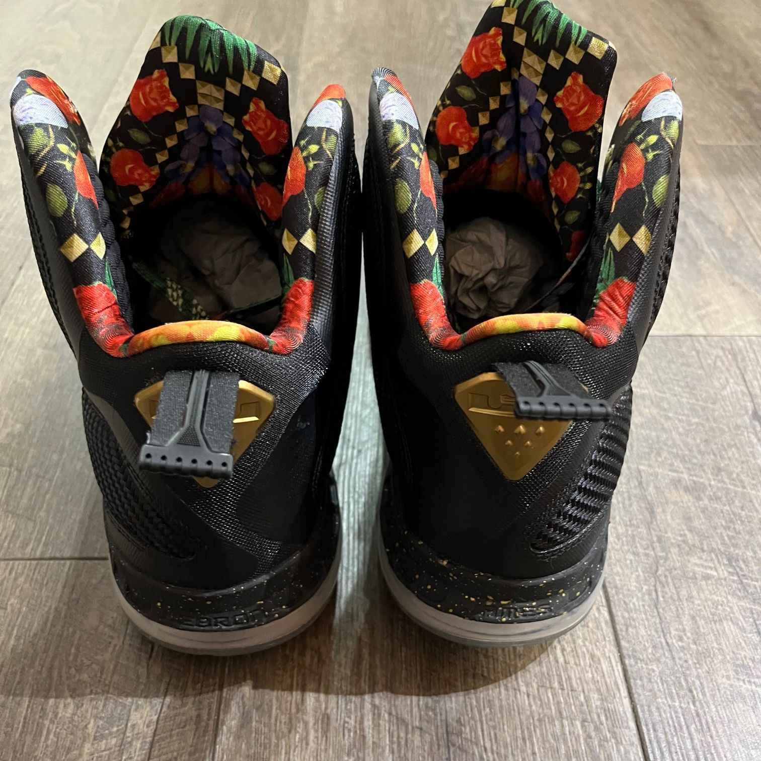 希少 NIKE LEBRON 9 King DO9353-001 キング レブロン9 スニーカー 
