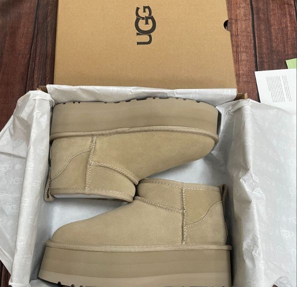 新品 UGG アグ ブーツ クラッシックウルトラ ミニプラットフォーム 厚底 箱付 CLASSIC ULTRA MINI 5cm - メルカリ