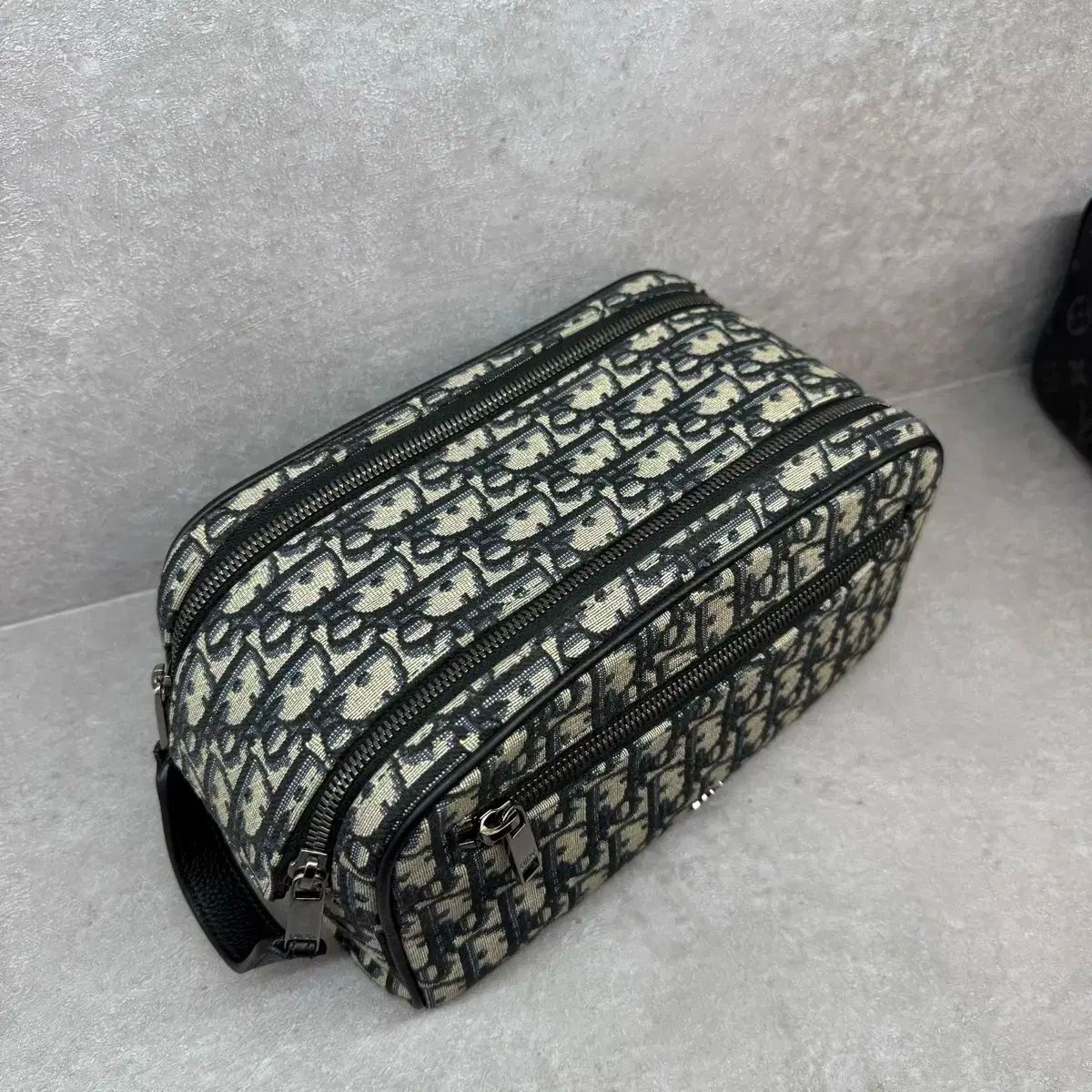 Dior(ディオール) オブリーク トイレタリー ポーチ 新古品  