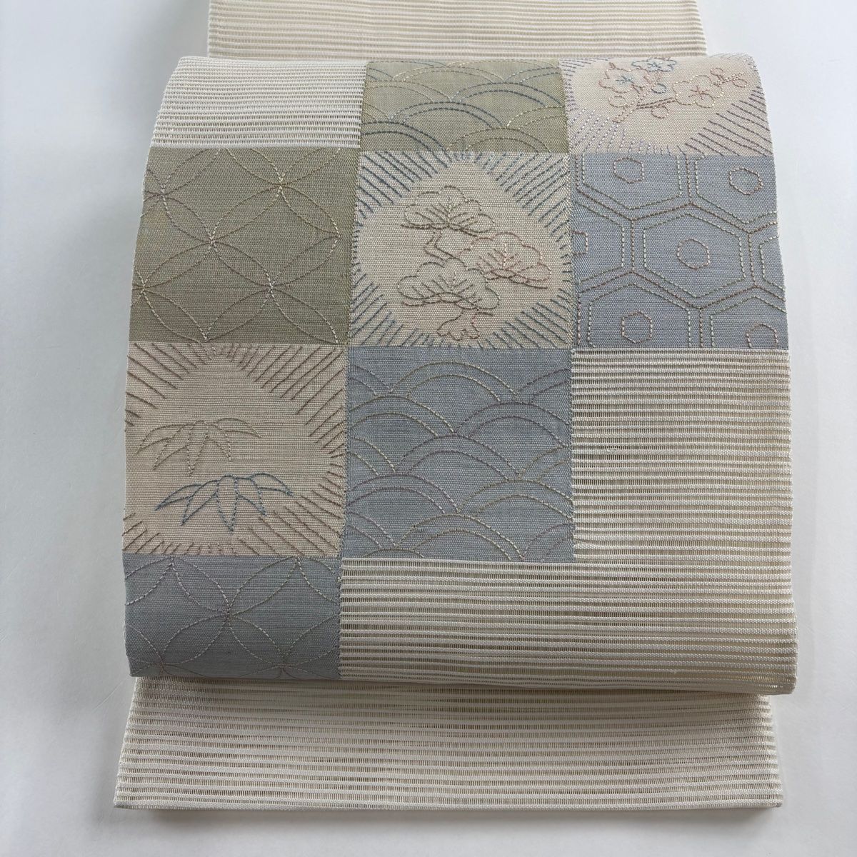 【初回限定】 名品 美品 袋帯 夏帯 正絹 お太鼓柄 クリーム 青海波 松竹梅 絽 着物・浴衣