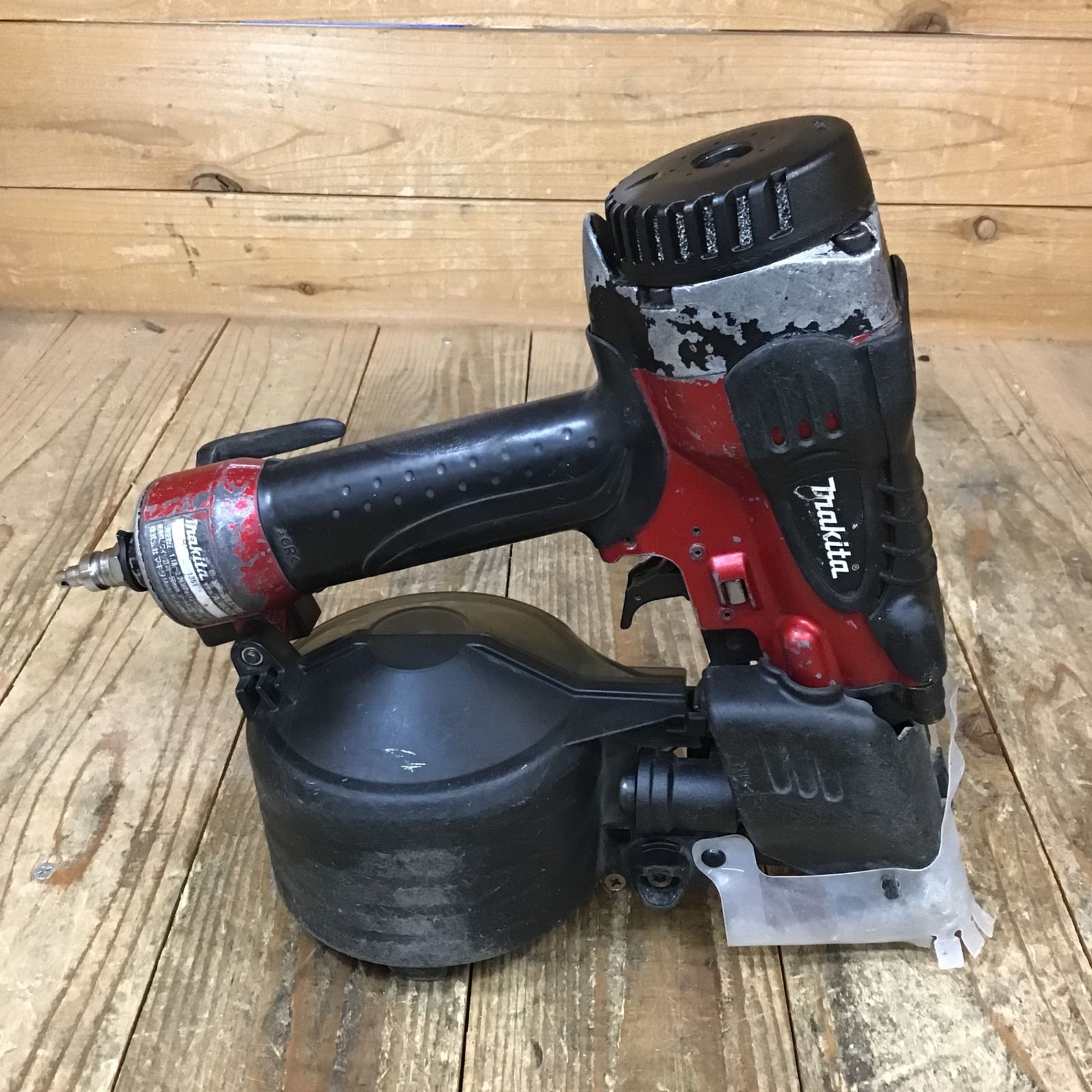 マキタ AN530H 高圧釘打機【野田愛宕店】【店頭取引限定】【中古