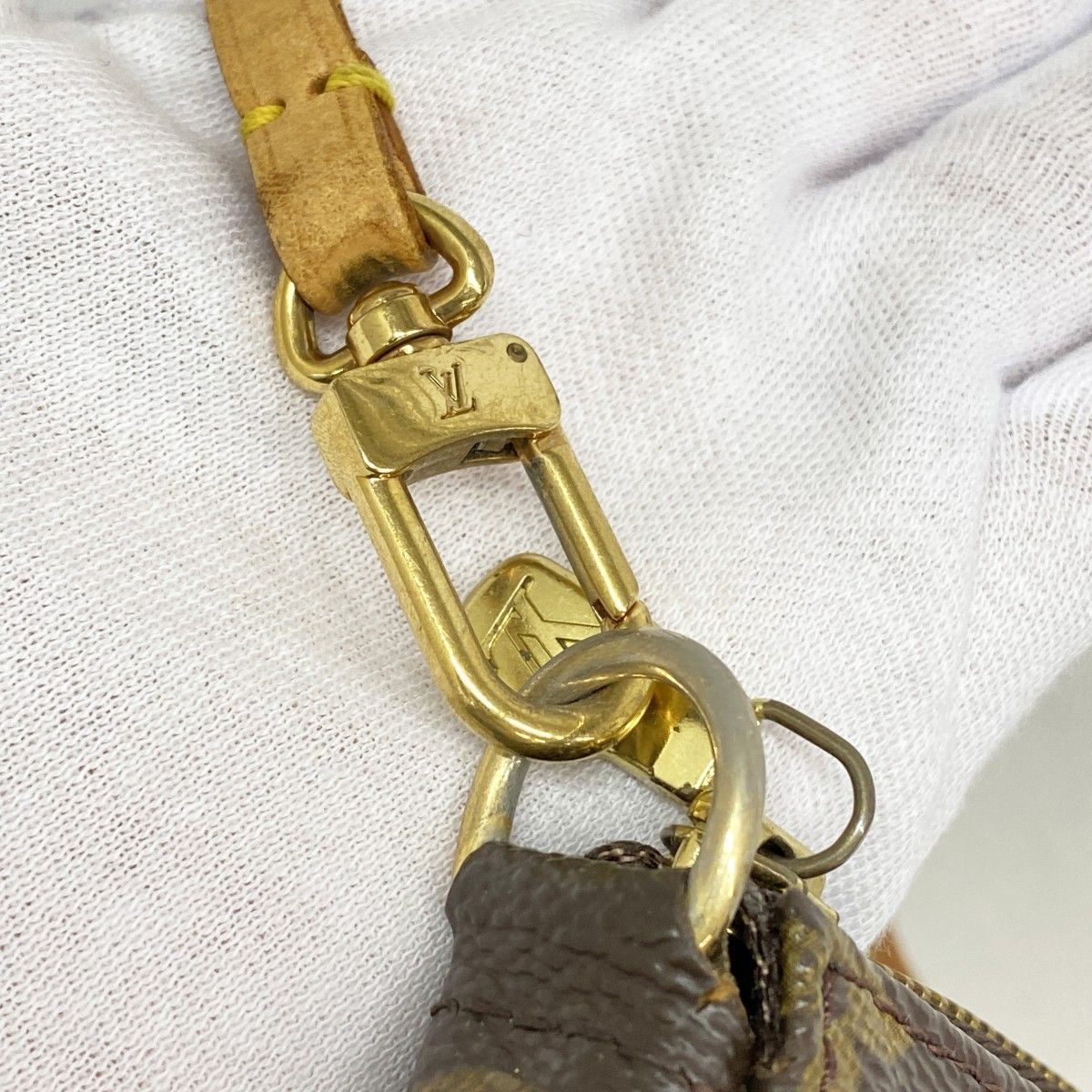 5ma0687】ルイヴィトン ポーチ モノグラム ポシェットアクセソワール  