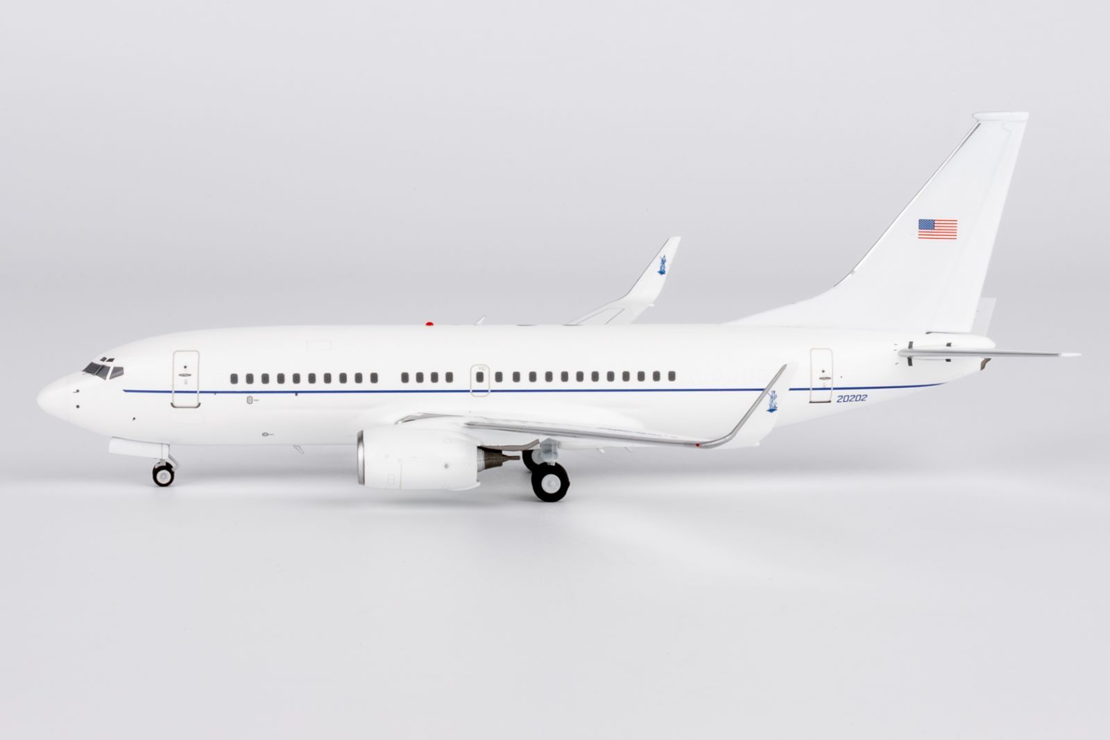 NGmodel アメリカ空軍 C-40C 737-700 BBJ 02-0202 1|200 05009
